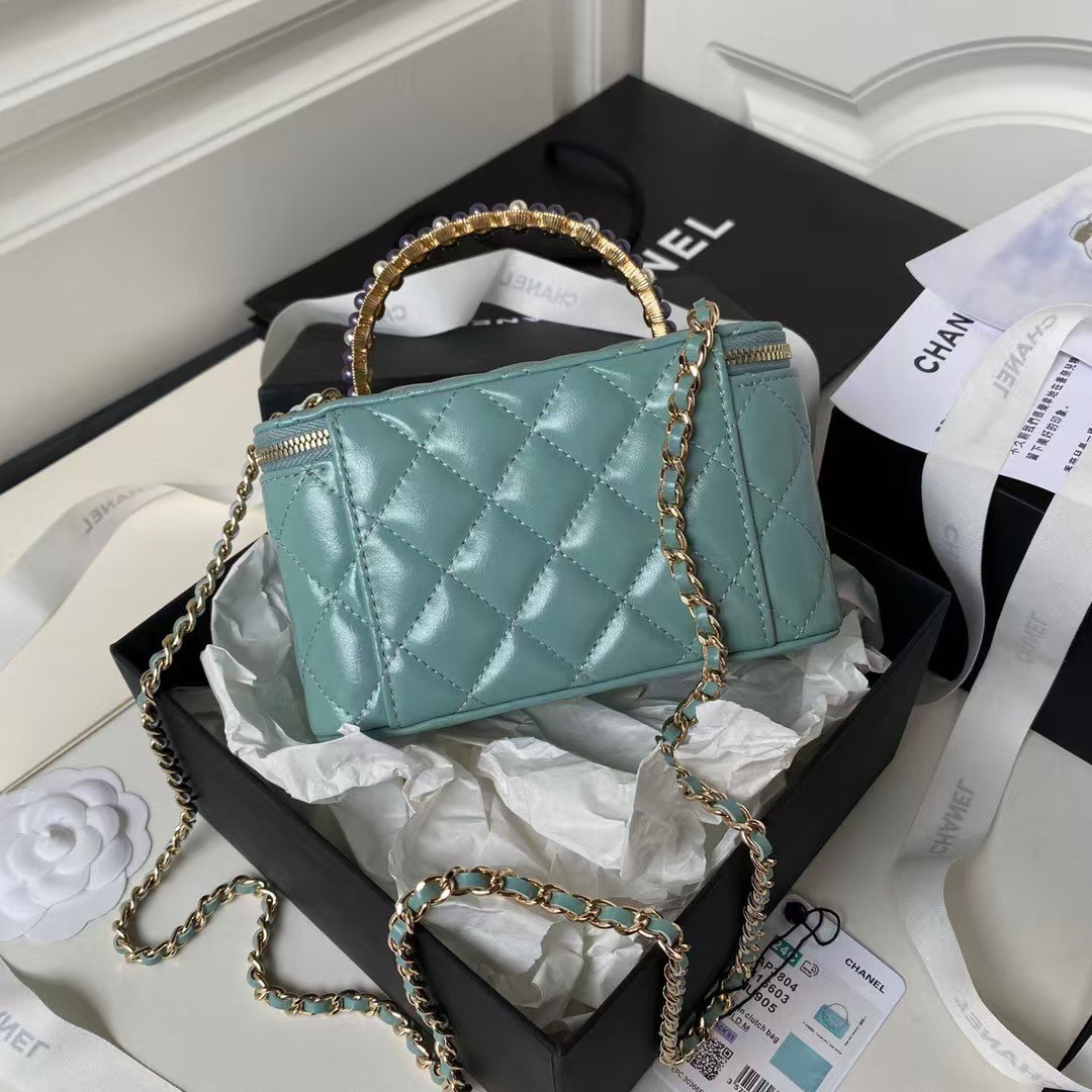 Replicate Chanel AP3804 Clutch Lambskin Cosmetic Bag With Pearl Handle Green(1:1 replica)