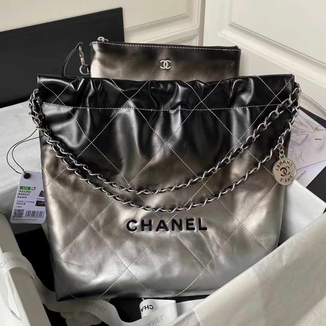 Replicate Chanel 22 AS3260 Small Bag Black and Silver Shiny Calfskin Silver Hardware(1:1 replica)