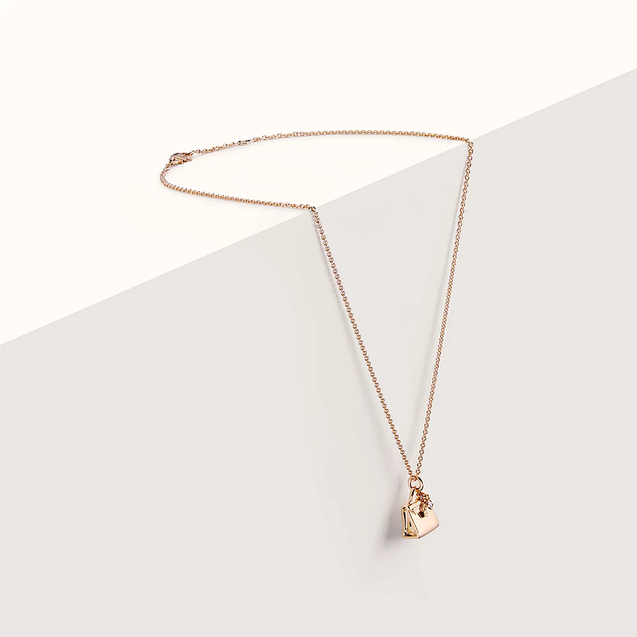 Replicate Amulettes Kelly pendant(1:1 replica)