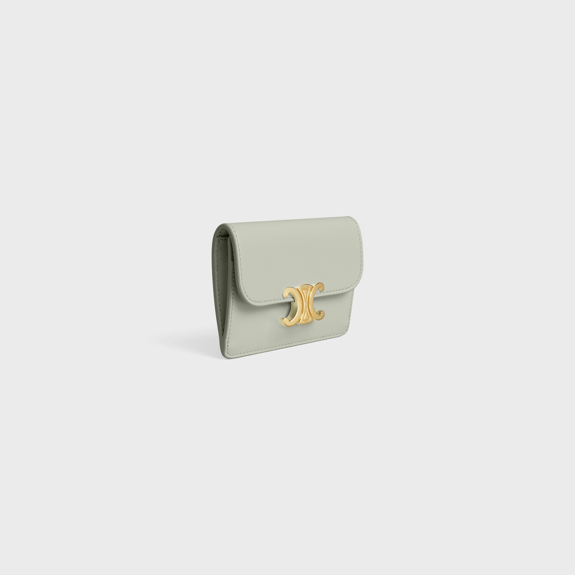 Replicate CARD HOLDER WITH FLAP TRIOMPHE IN SHINY CALFSKIN LIGHT CLAY(1:1 replica)