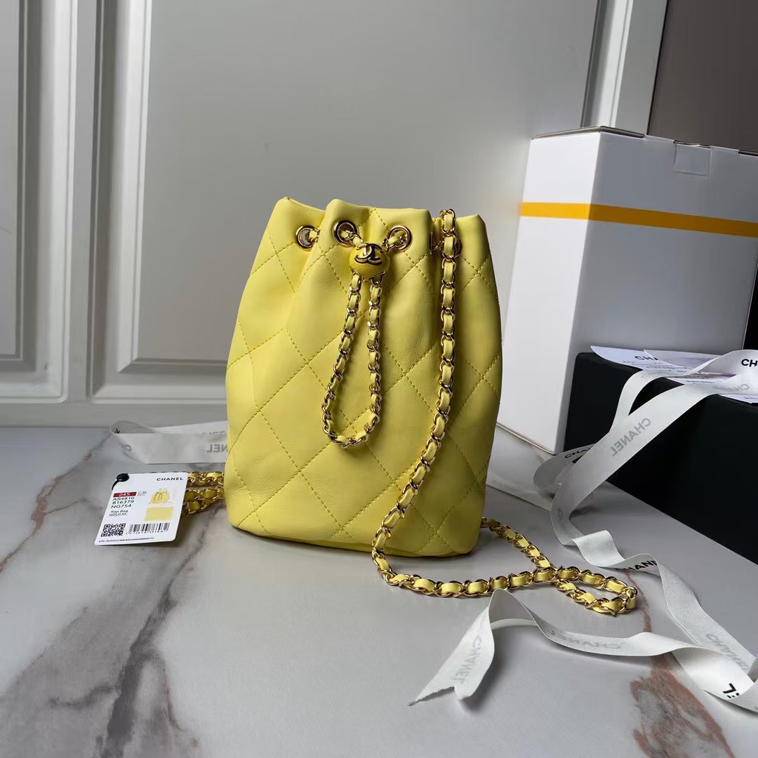 Replicate Chanel 24S AS4810 Medium CC Drawstring Backpack Shiny Lambskin Light Gold Hardware Yellow(1:1 replica)