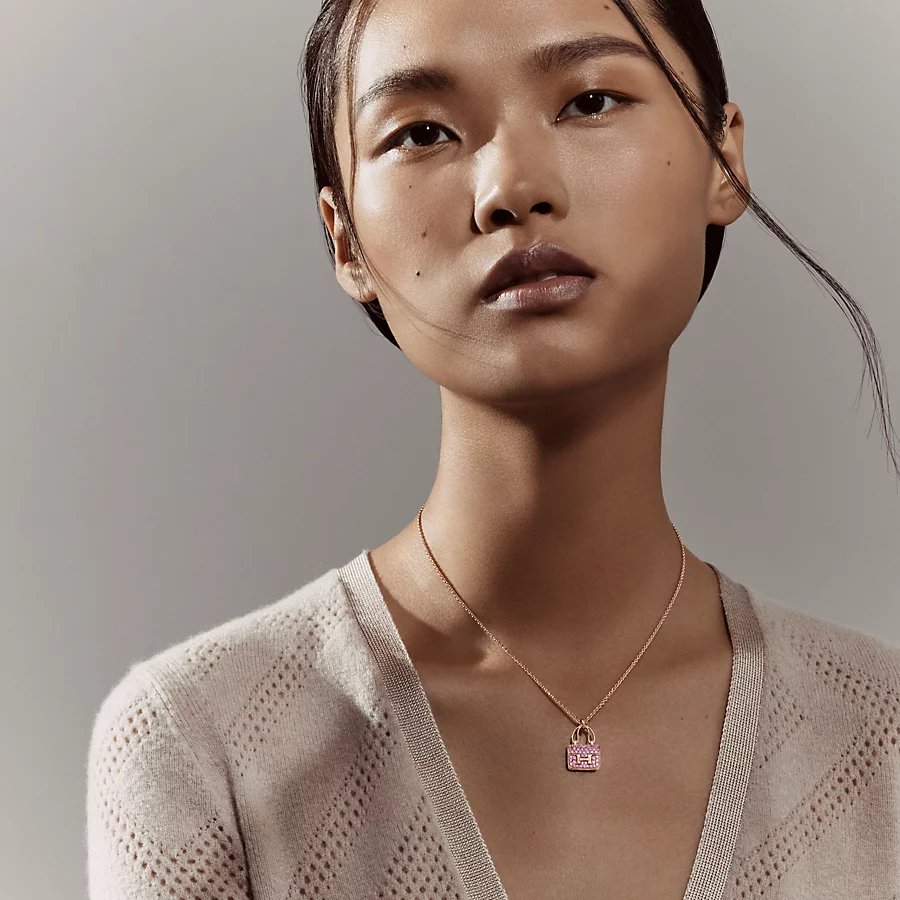 Replicate Amulettes Constance pendant(1:1 replica)