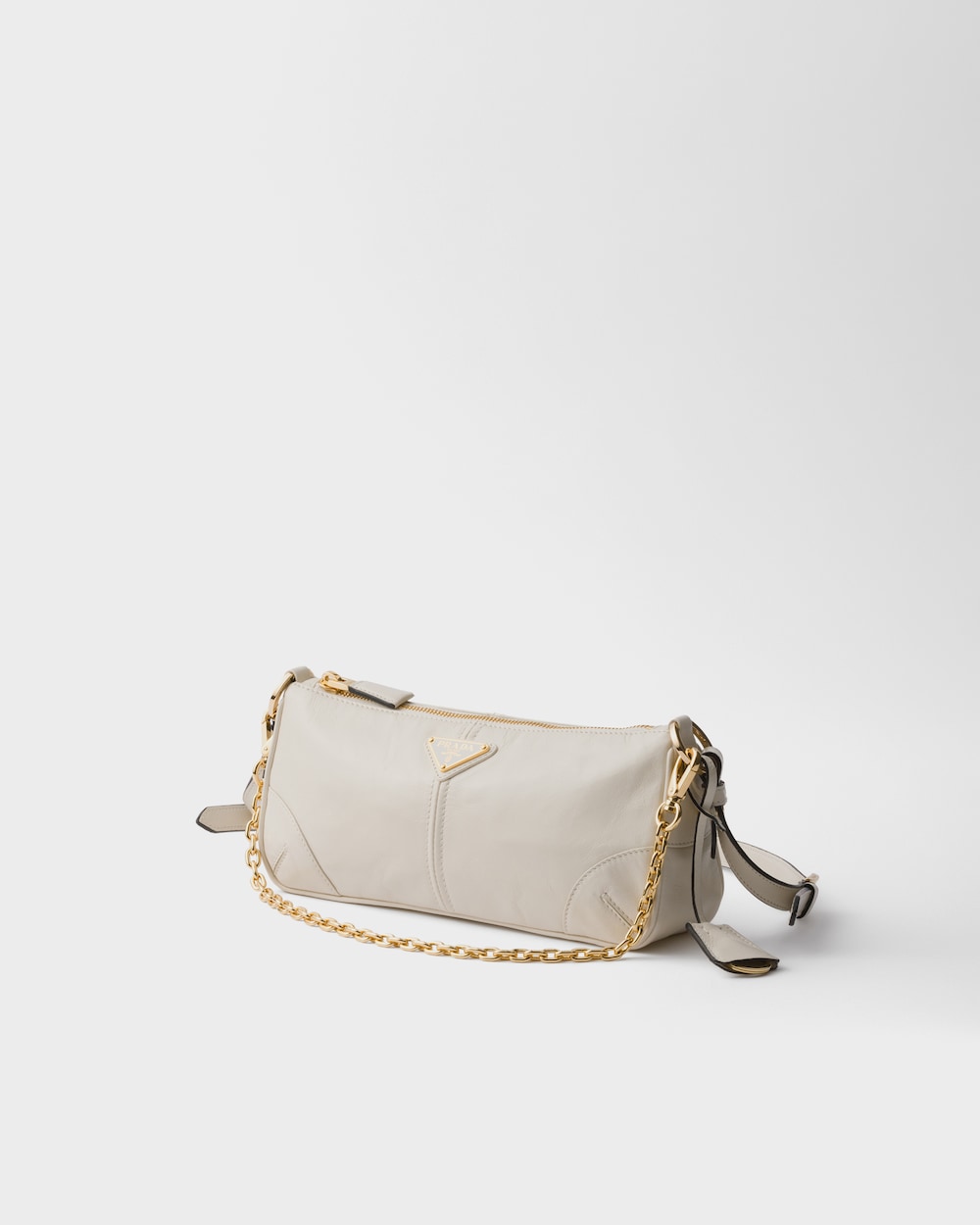 Replicate Prada Re-Edition 2002 Medium Leather Shoulder Bag(1:1 replica)