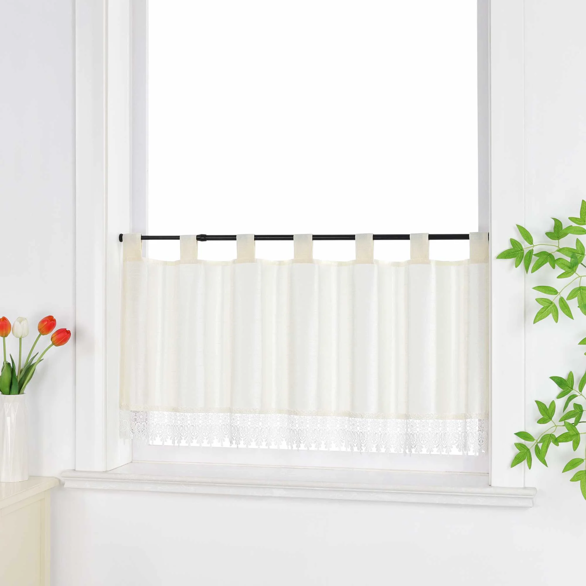 Halbtransparente kurze Gardine modern mit Leinenstruktur und Spitzenborte