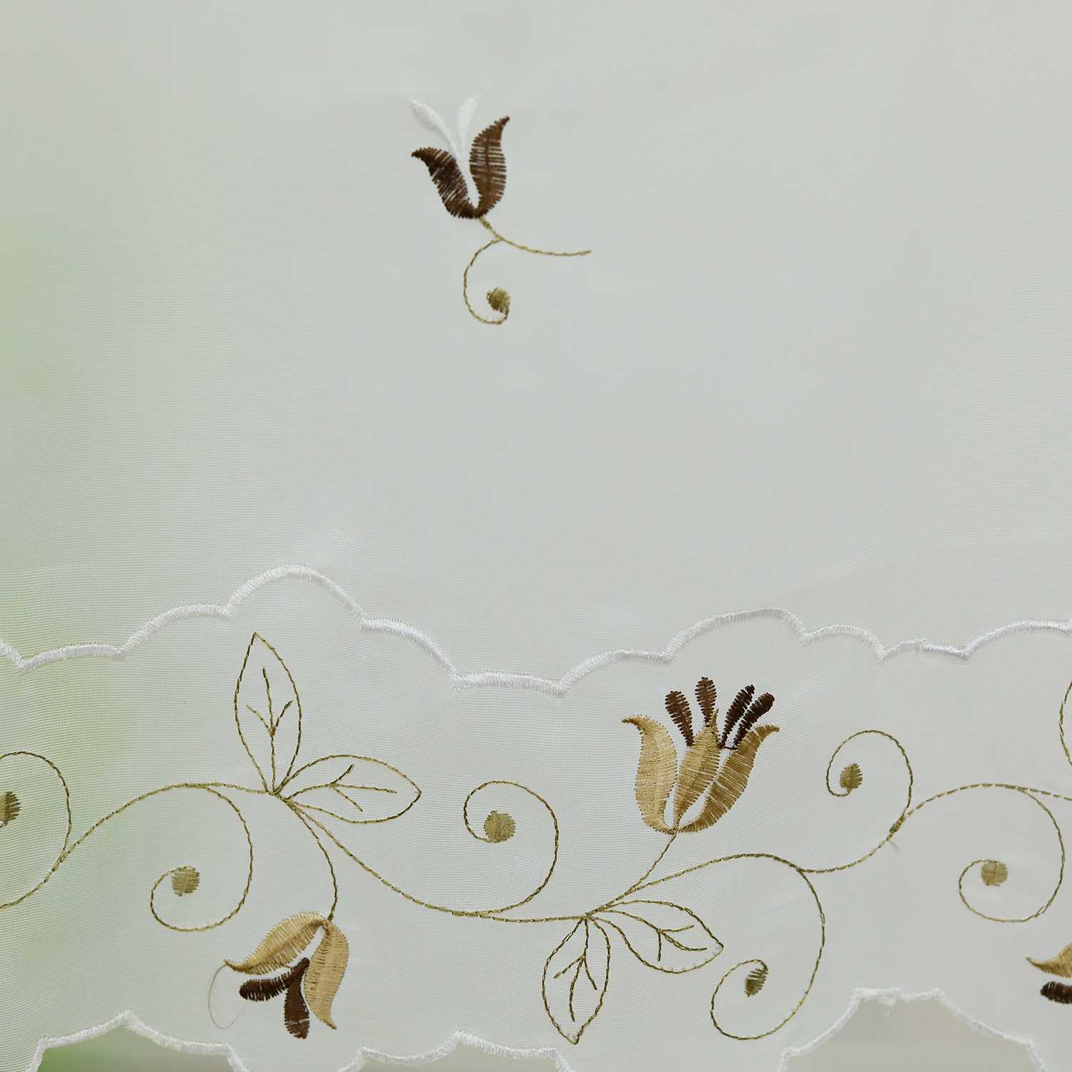 Handgefertigte Scheibengardinen mit Rosenmuster-Stickerei halbtransparent