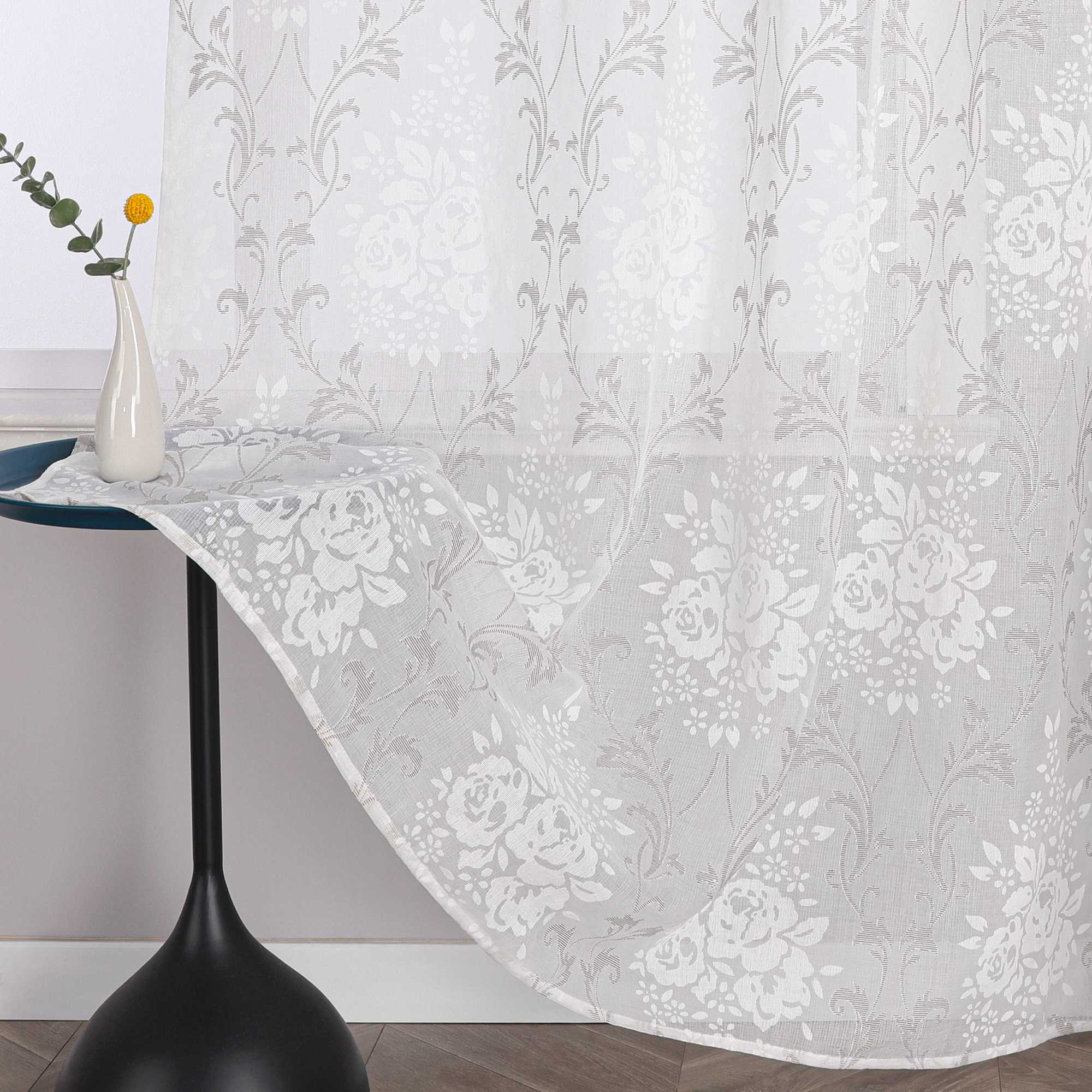 Elegante Transparente Gardinen mit Rankenmuster Ösenschal 1 stück