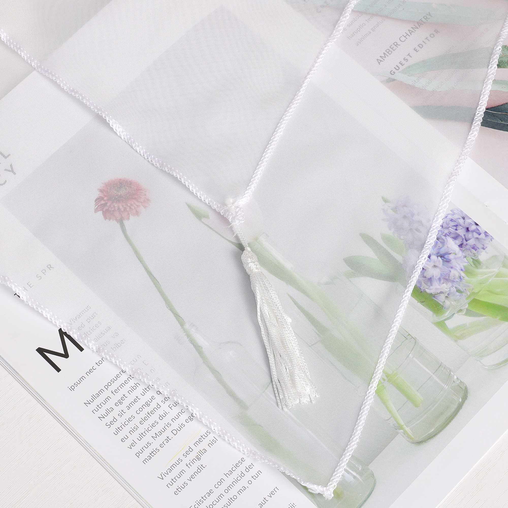 Delien gardinen kurz mit Schlaufen und Dreiecksform-Abschluss 2er Set