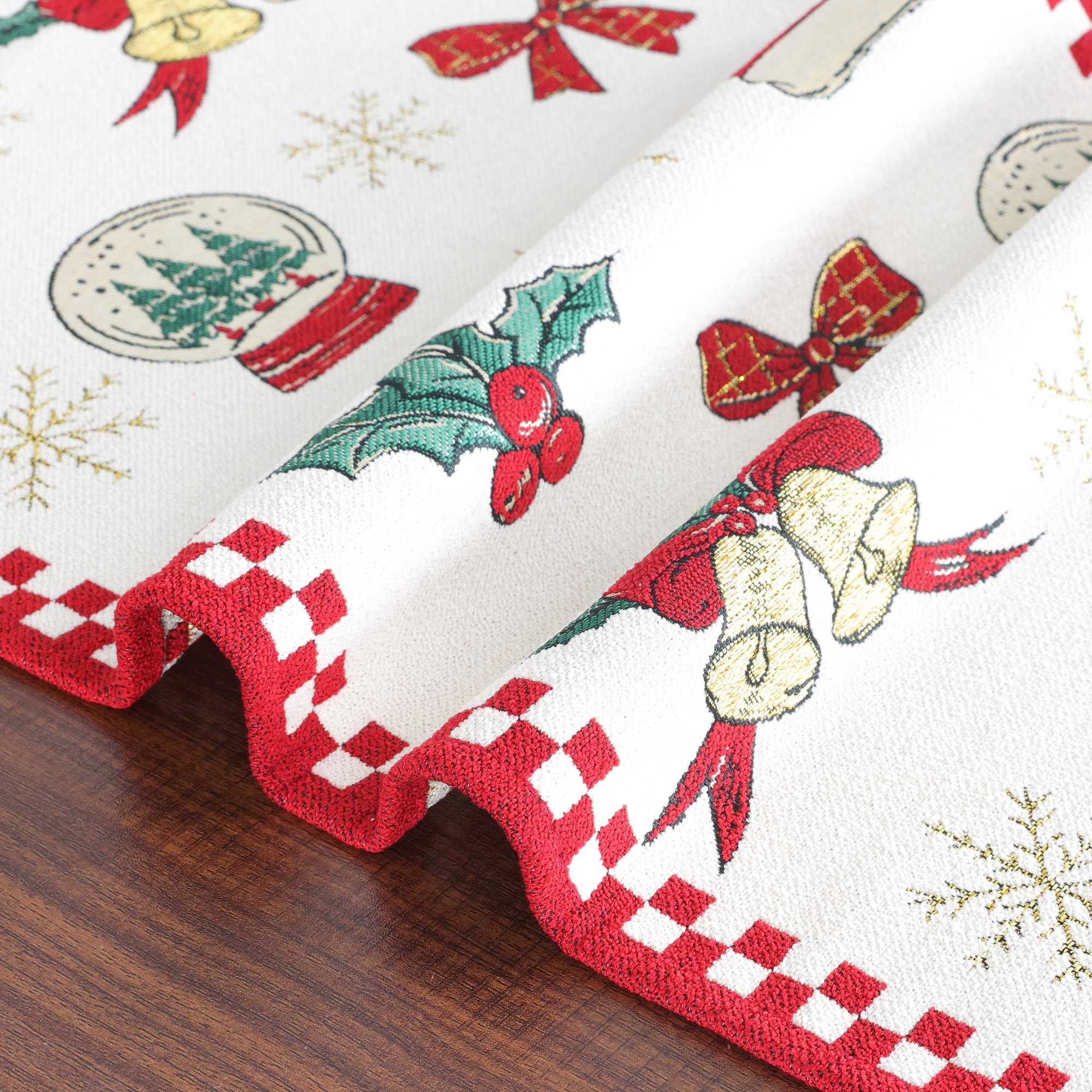 Festlicher Weihnachts Tischläufer mit weihnachtlicher Dekorationmuster