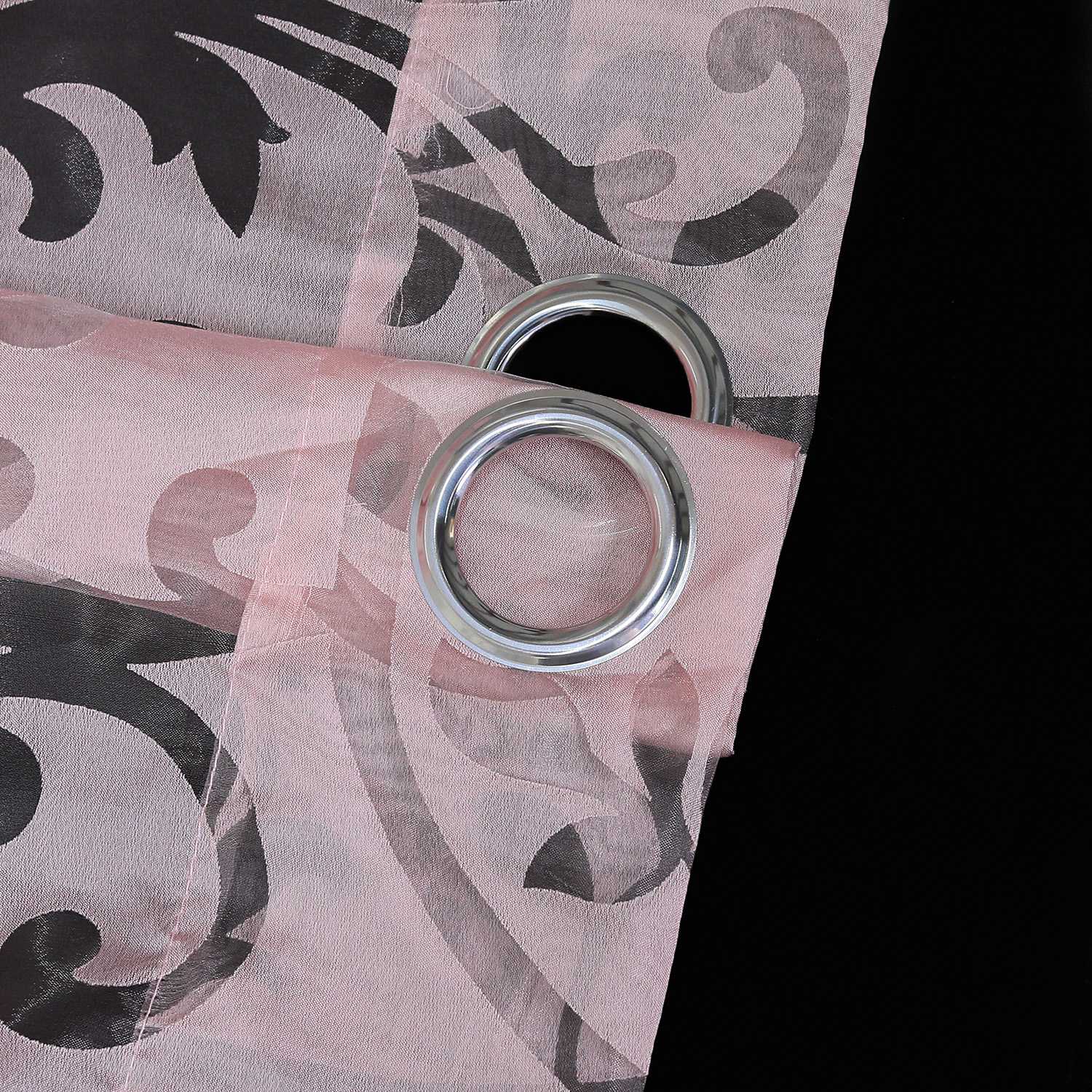 Transparente Vorhang mit Rankenmuster