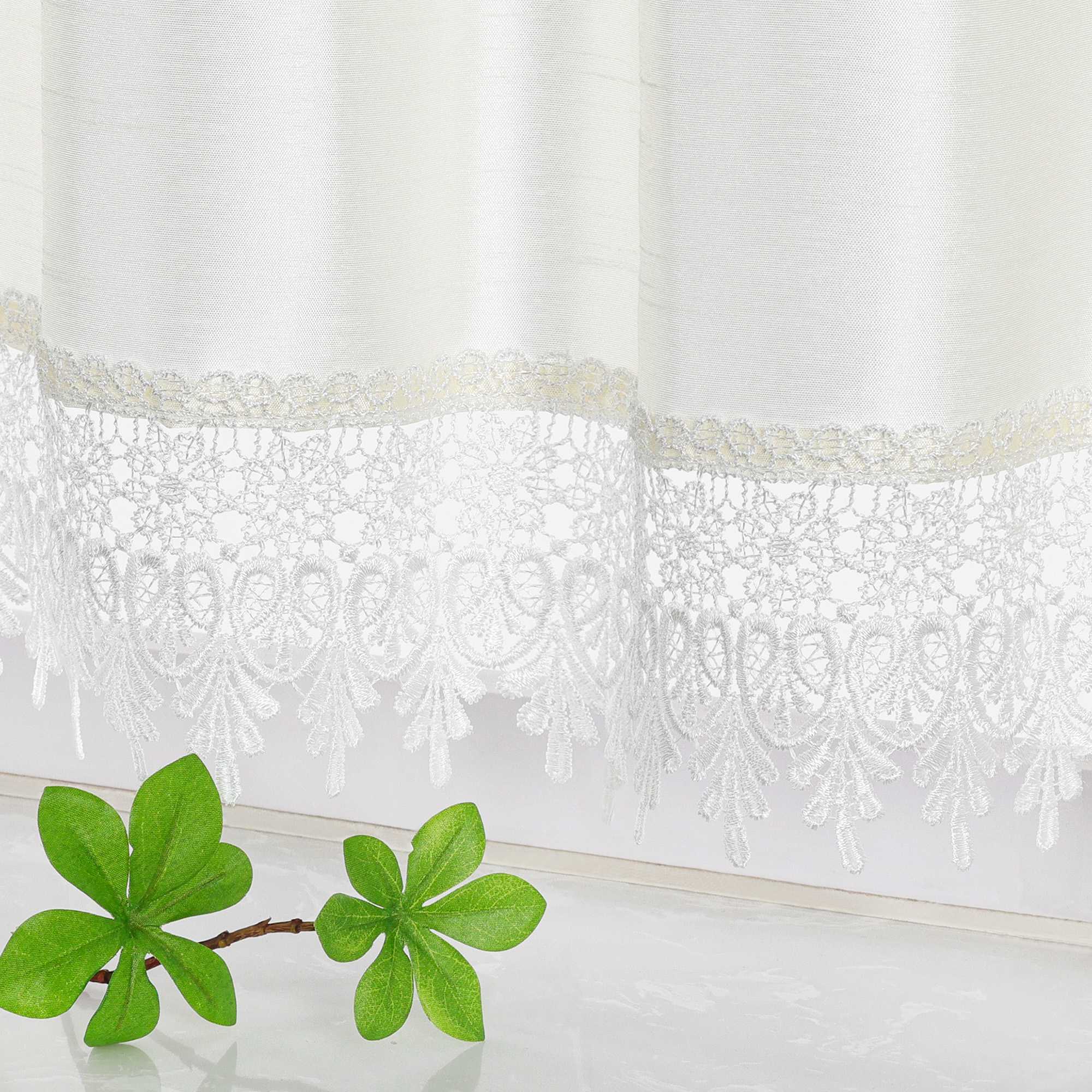 Halbtransparente kurze Gardine modern mit Leinenstruktur und Spitzenborte