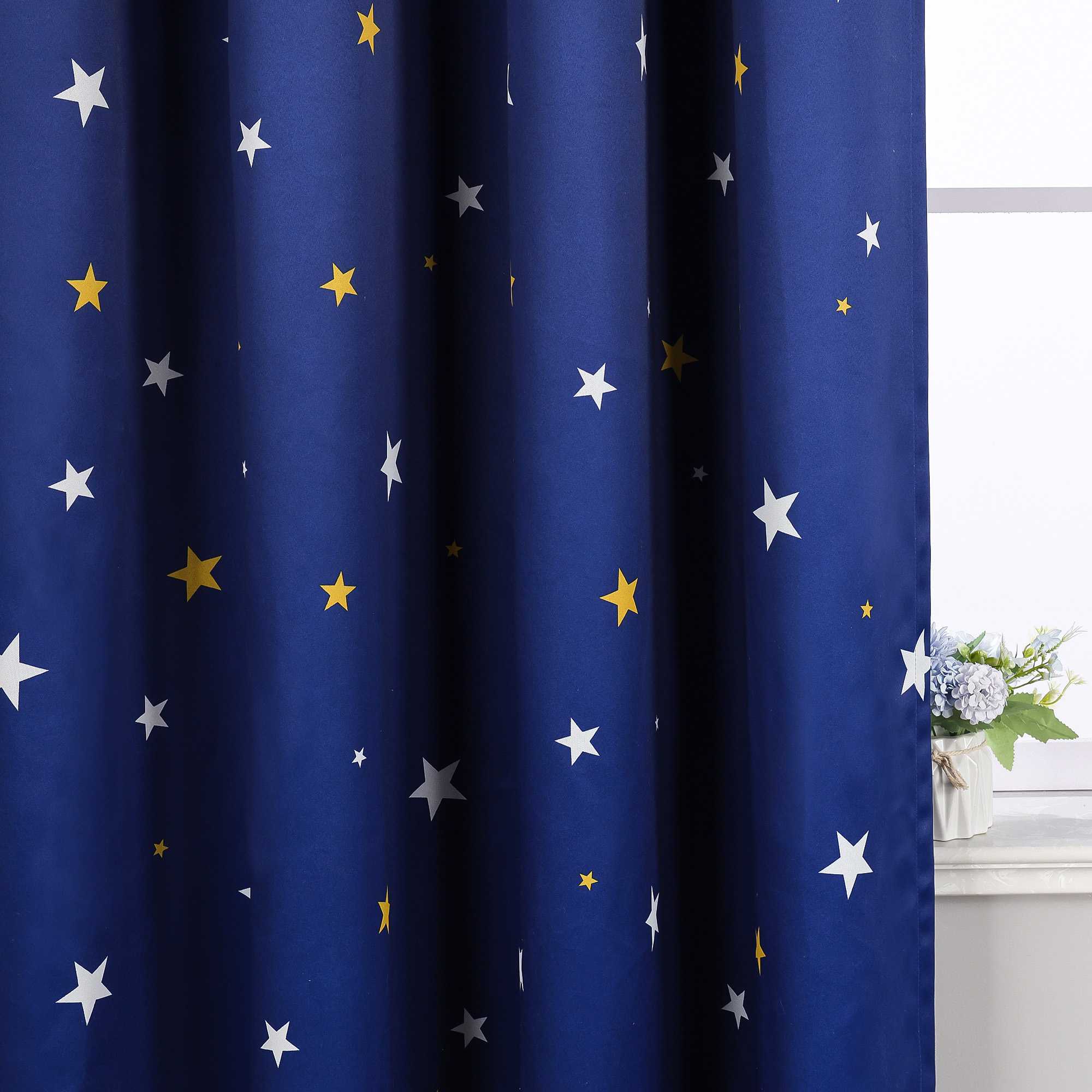 Verdunkelungsvorhänge Ösenschal Blickdicht mit Sternmuster Hitzeschutz schlafzimmer Thermovorhang