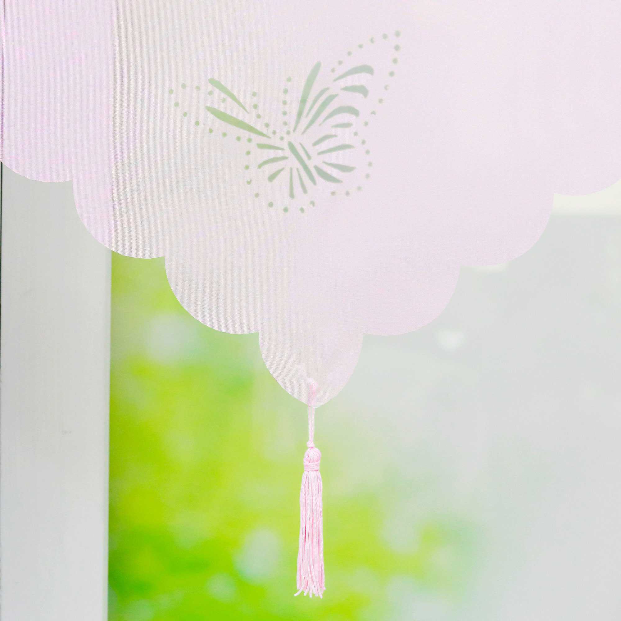 Transparente Scheibengardine mit Schmetterlingsdesign Dreiecksabschluss 1 Stück