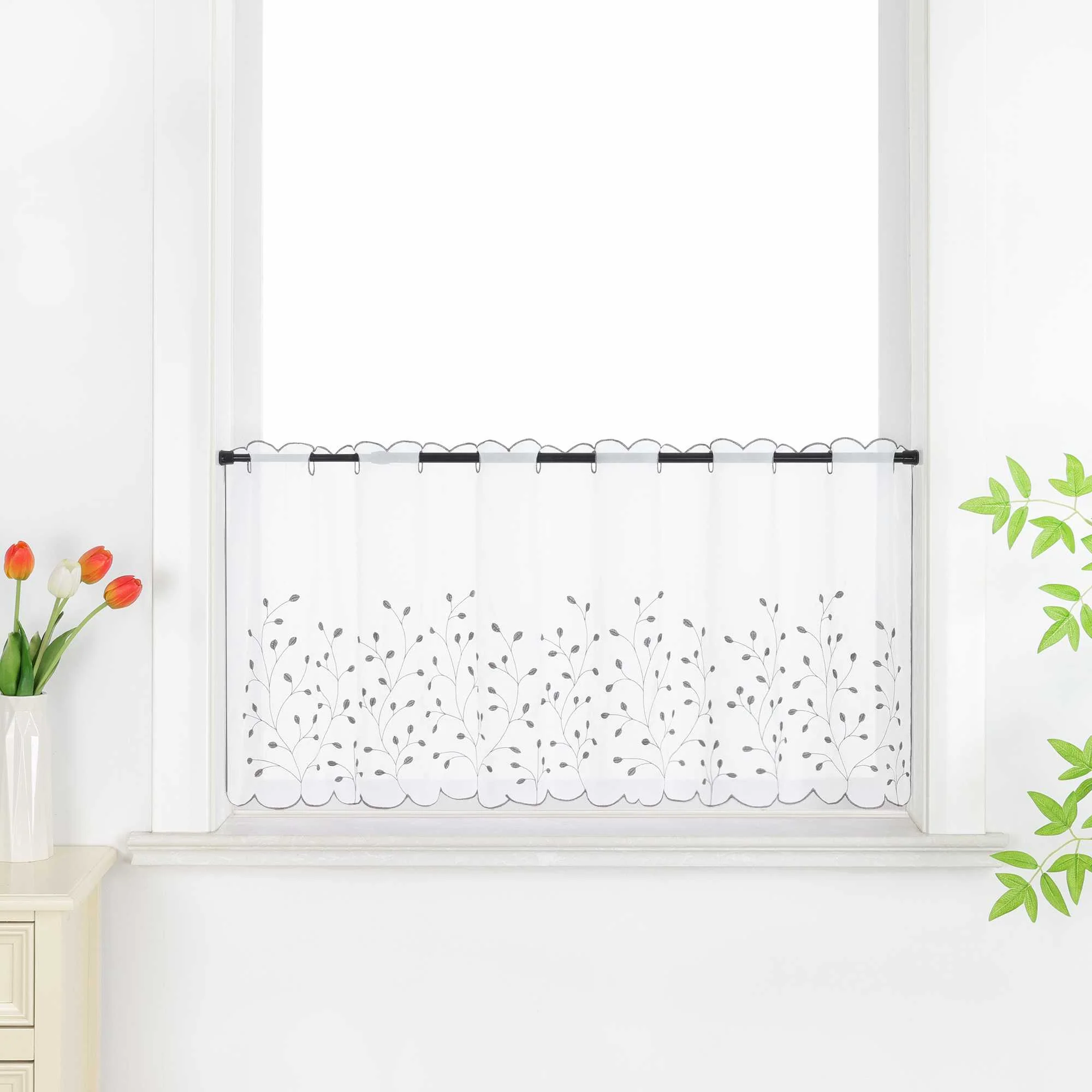 Scheibengardine mit Blumenstickerei Modern Voile Bistrogardine mit Lochleiste Unifarbige Kurzstores Landhausstil Transparent 1 Stück