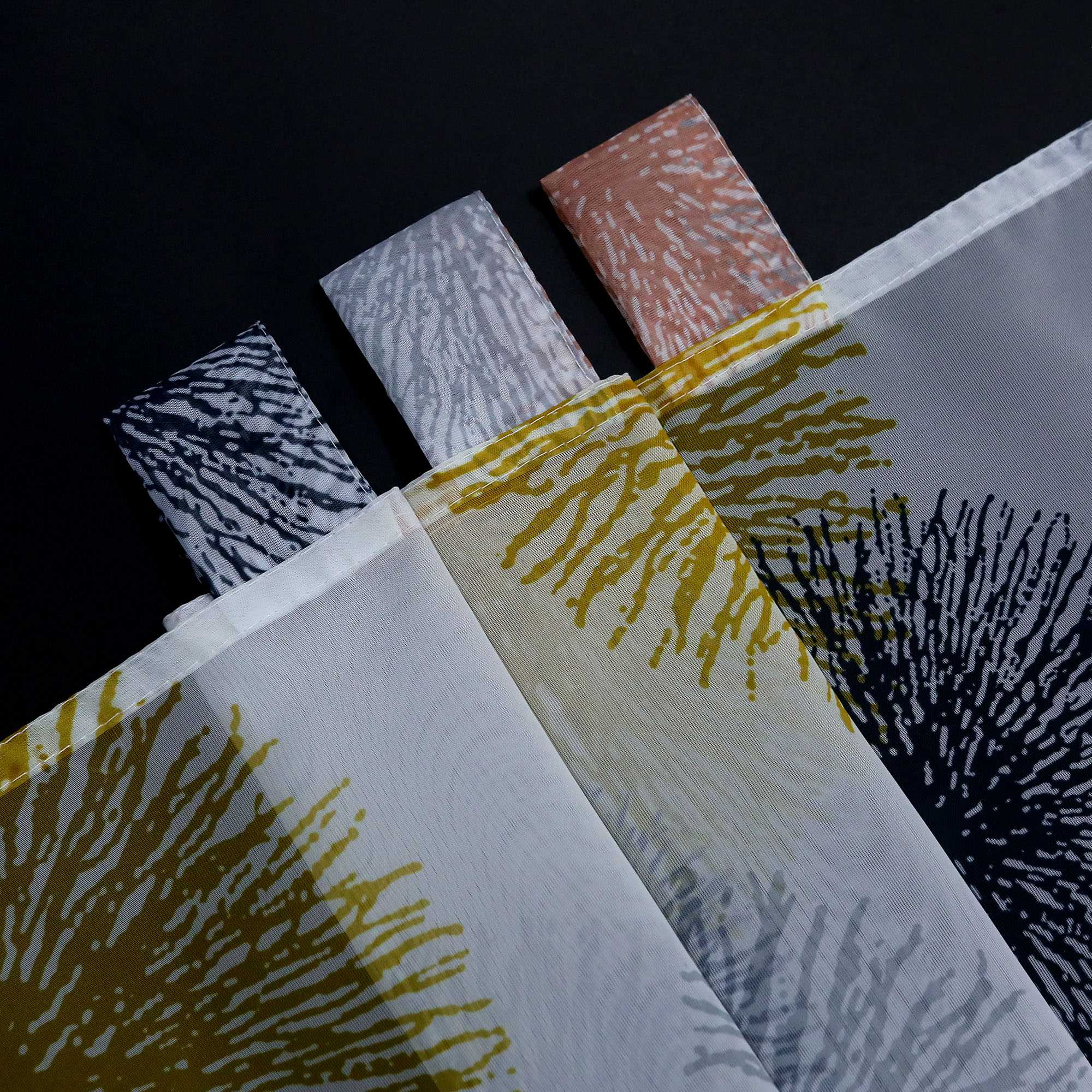 Scheibengardine Schlaufengardine mit Feuerwerksmuster Feriendeko halbtransparent Pflegeleicht Lichtdurchlässig 1 stück