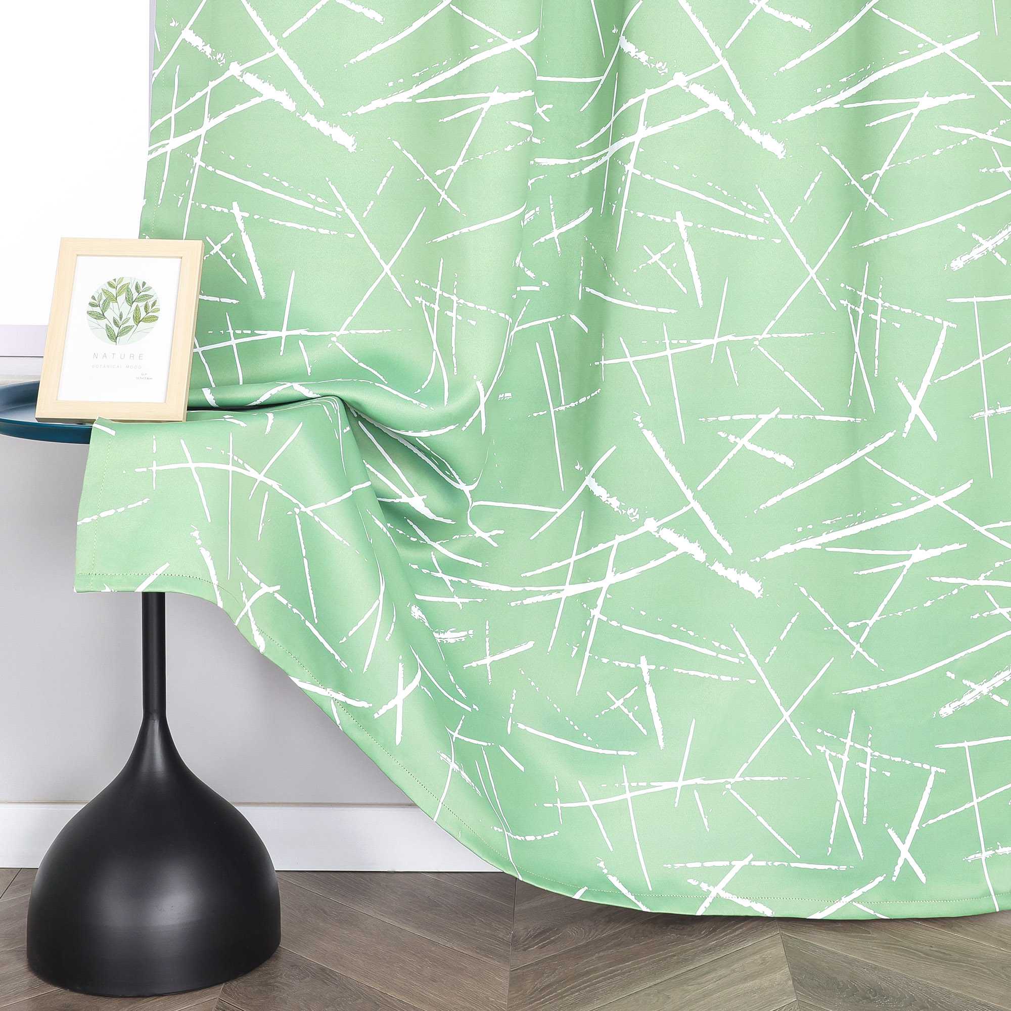 Verdunkelungsvorhänge mit Ösen Blickdichte Gardinen Modern Thermovorhang Ösenschal Wohnzimmer Schlafzimmer 1 Stück