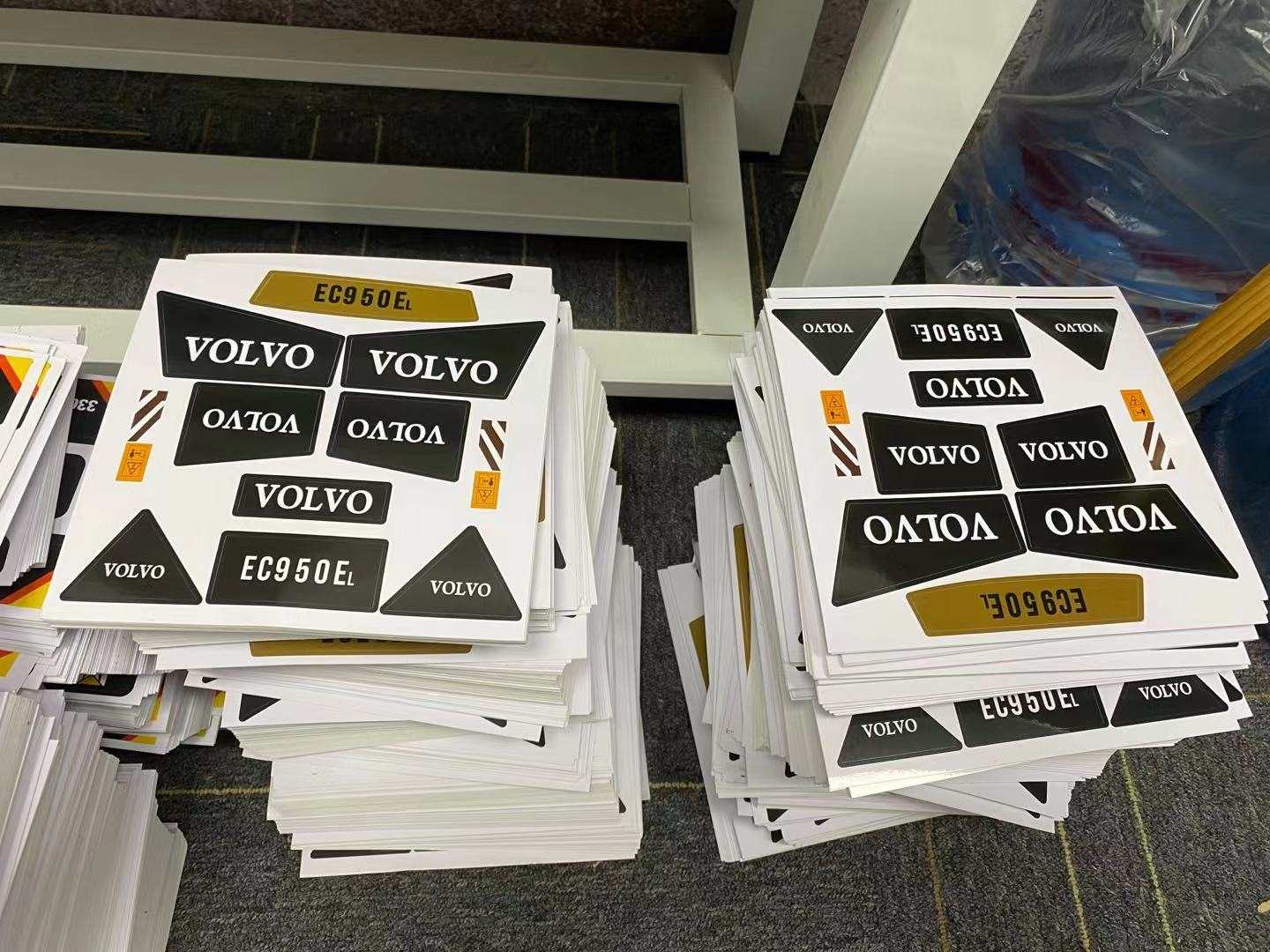 VOLVO Sticker (Huina 1593/1594 Excavator)