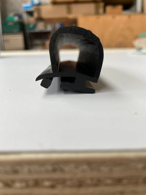 Slot in MTH frame gasket Std size ref no. 0741293