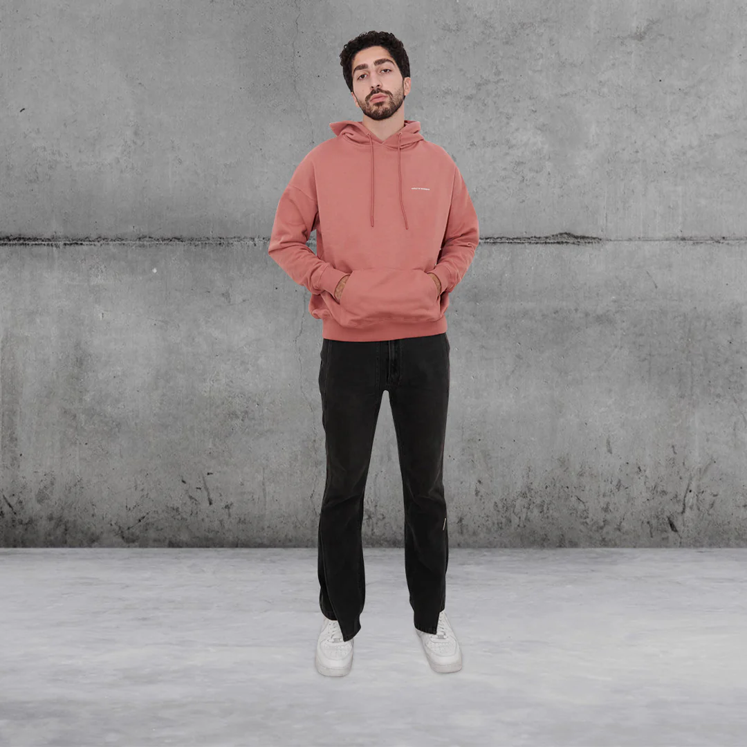 LE HOODIE SLOGAN SCARLET by Drole De Monsieur