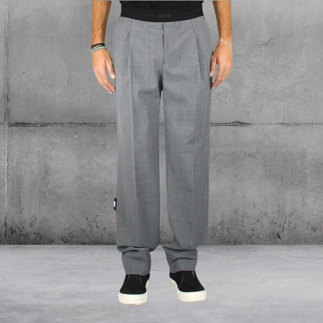 Straight-leg trousers