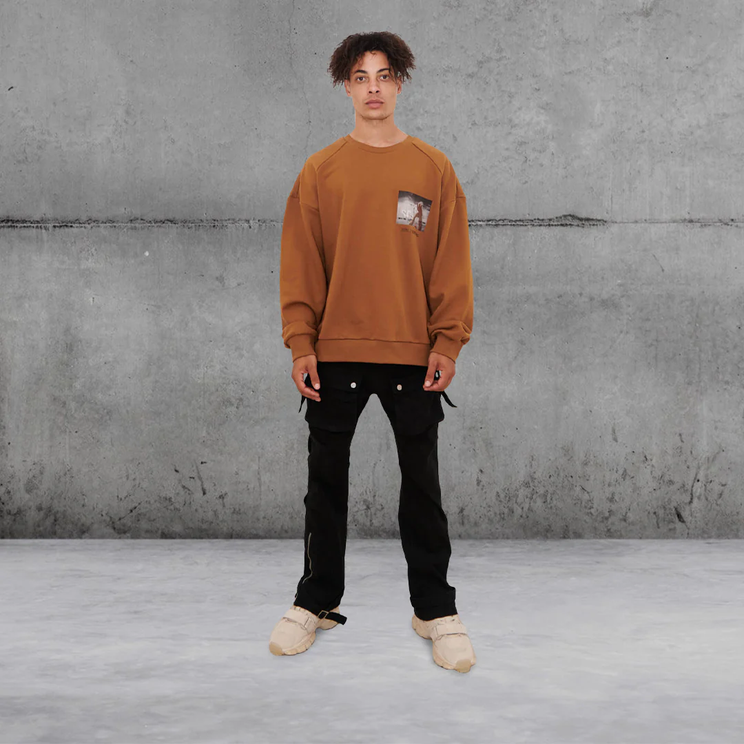 Graphic Sweatshirt brown by Juun.J