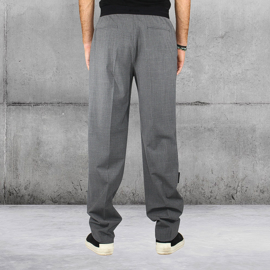Straight-leg trousers