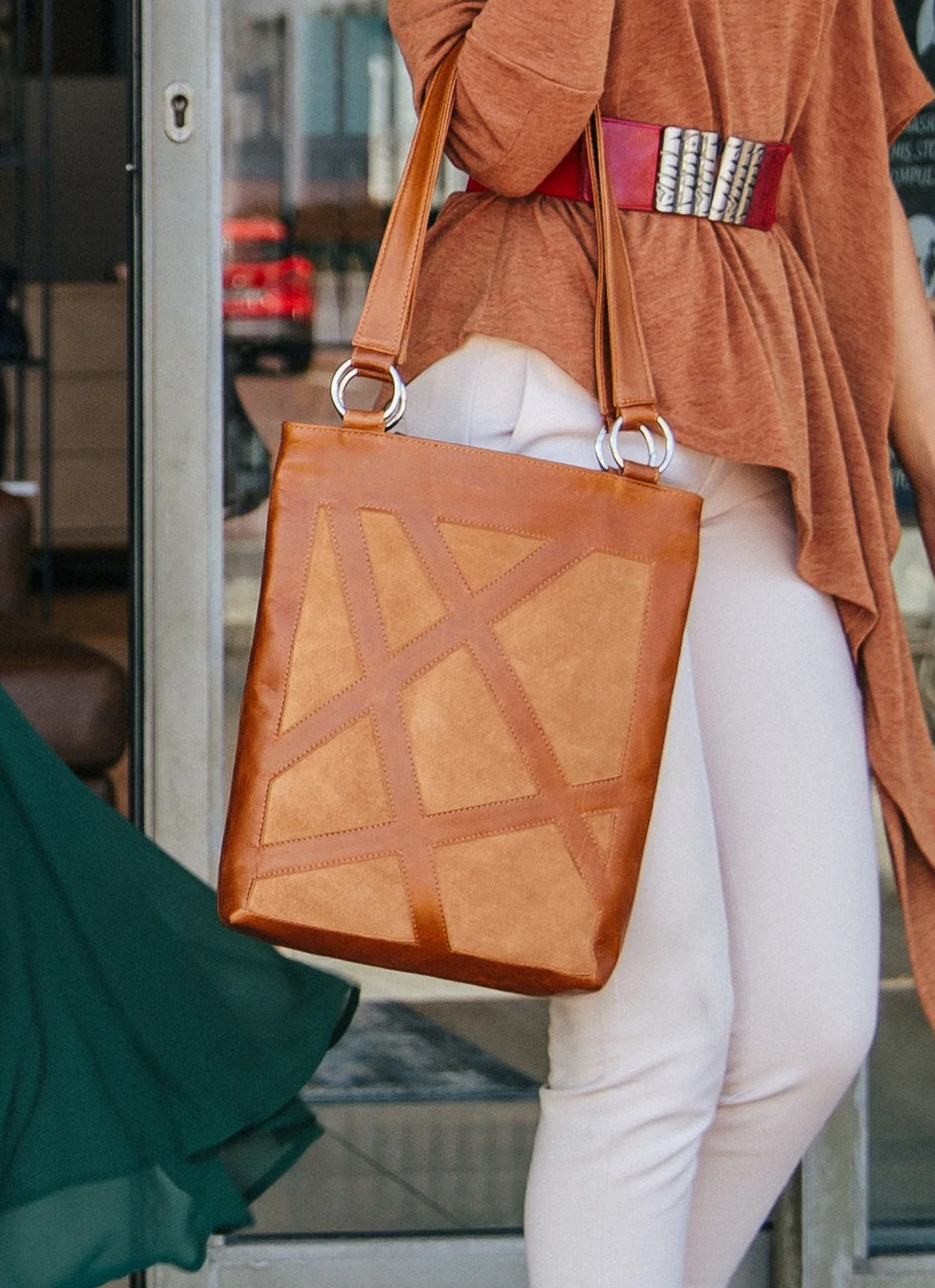 LUNA BROWN KEVLAR TOTE BAG