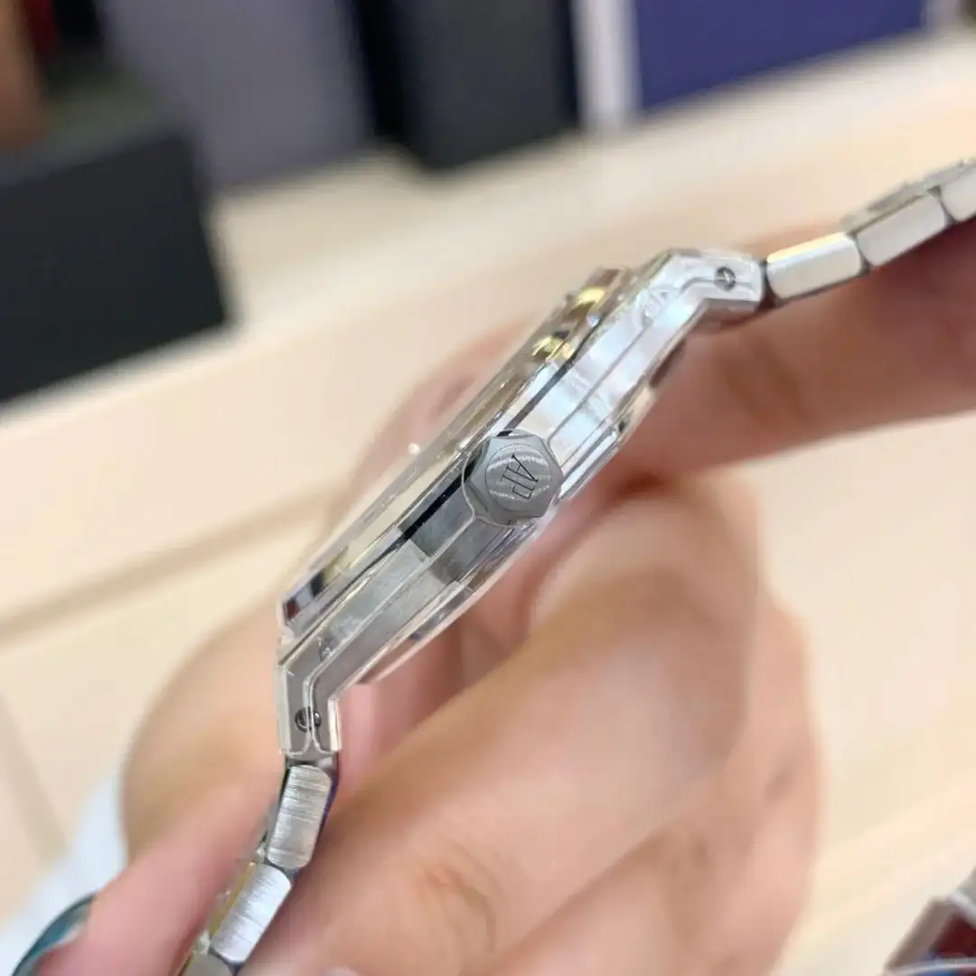 Audemars Piguet Royal Oak Quartz Silver 67651ST.ZZ.1261ST.01