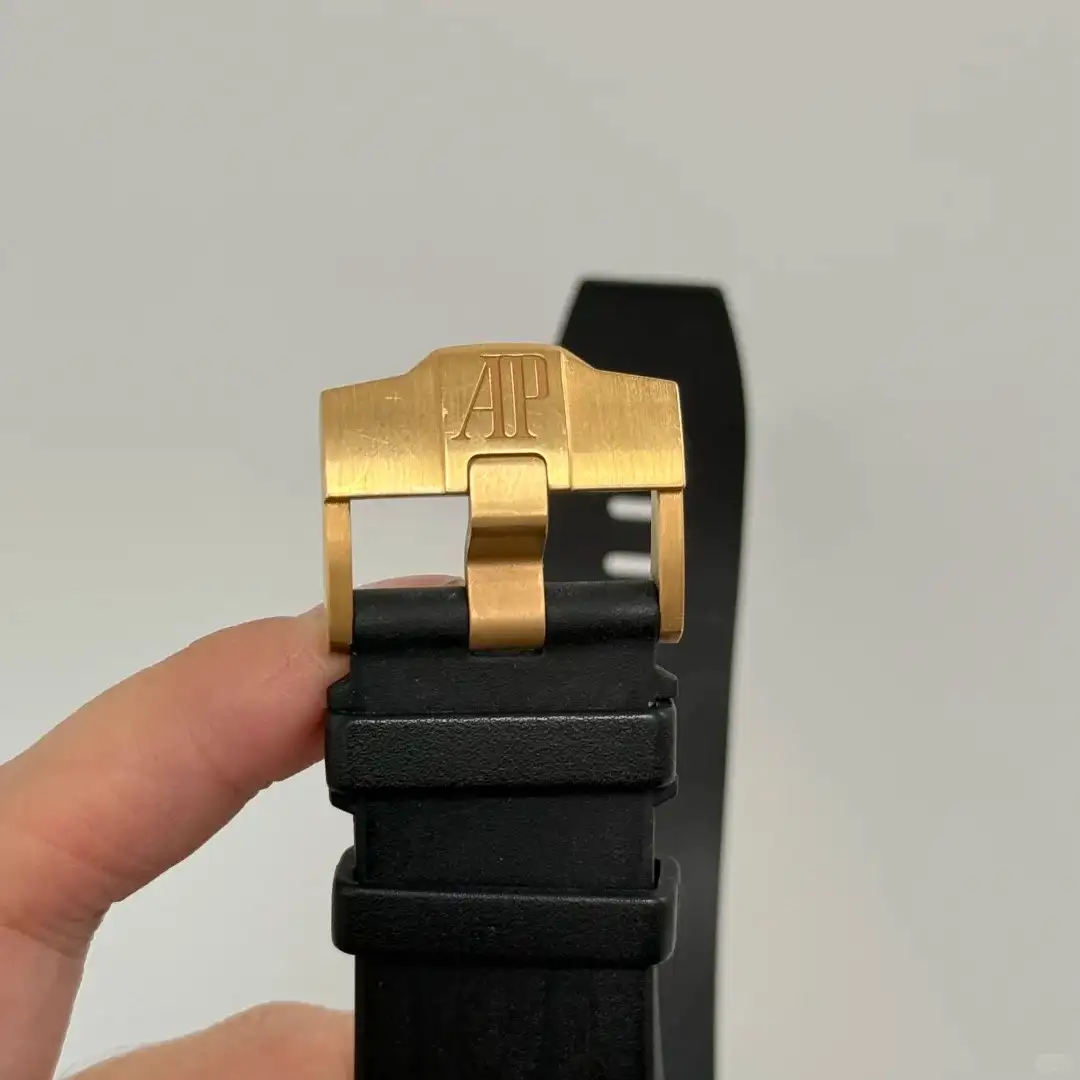 Audemars Piguet Royal Oak Offshore Selfwinding Chronograph Black 26401RO.OO.A002CA.02