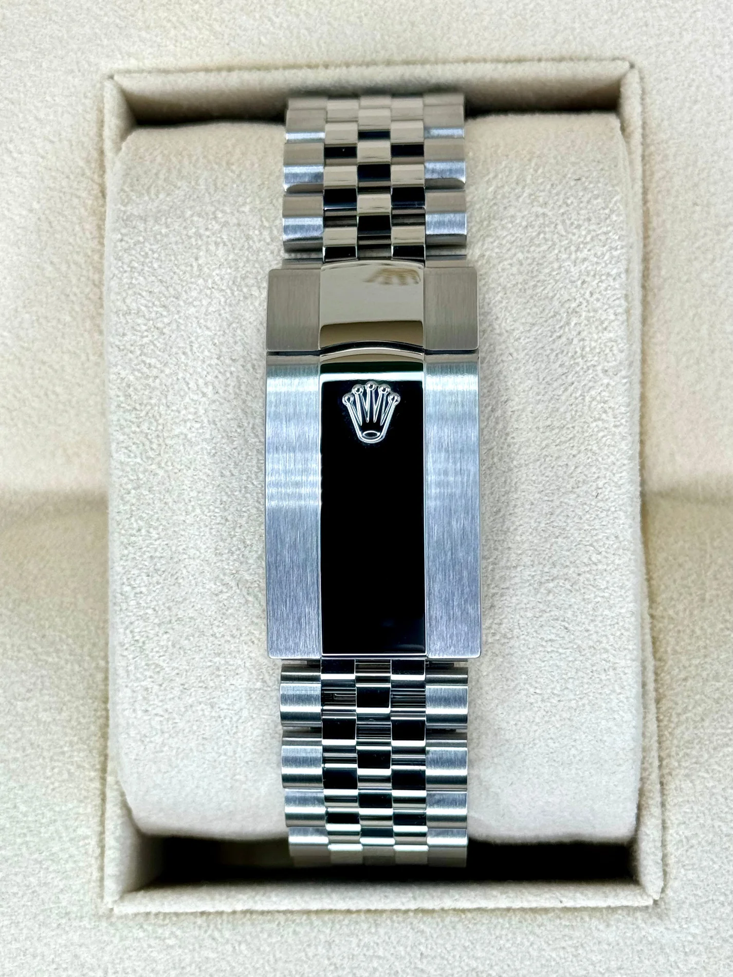 Superclone Rolex Sky-Dweller 42 mm Bright blue Dial 336934 Jubilee