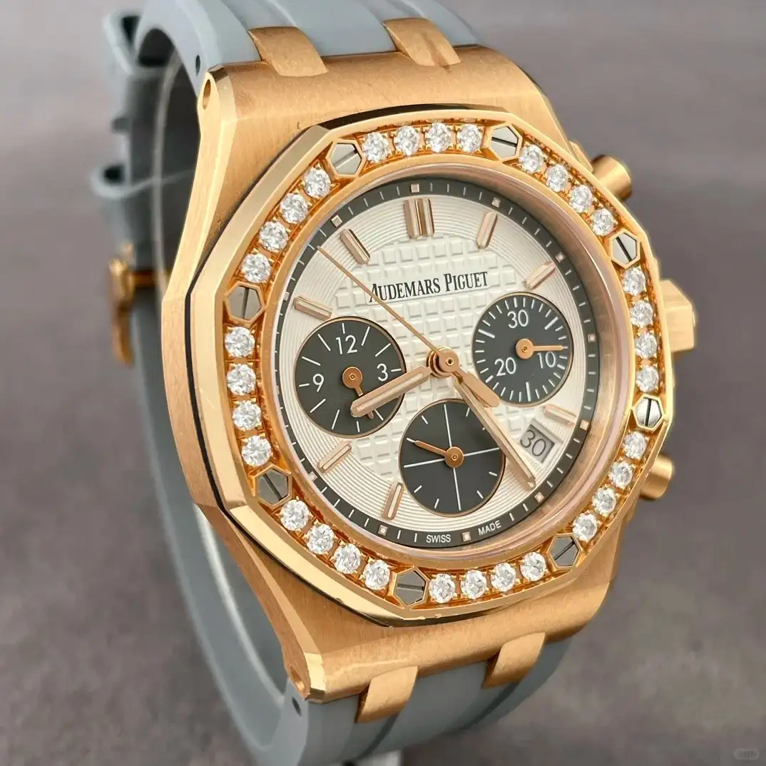 Audemars Piguet Royal Oak Offshore Selfwinding Chronograph Silver 26231OR.ZZ.D003CA.01