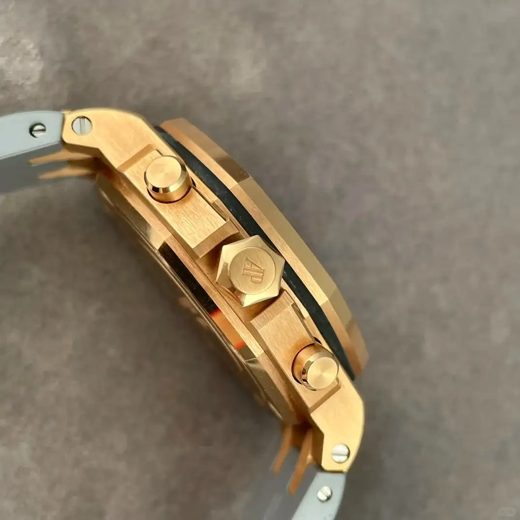 Audemars Piguet Royal Oak Offshore Selfwinding Chronograph Silver 26231OR.ZZ.D003CA.01