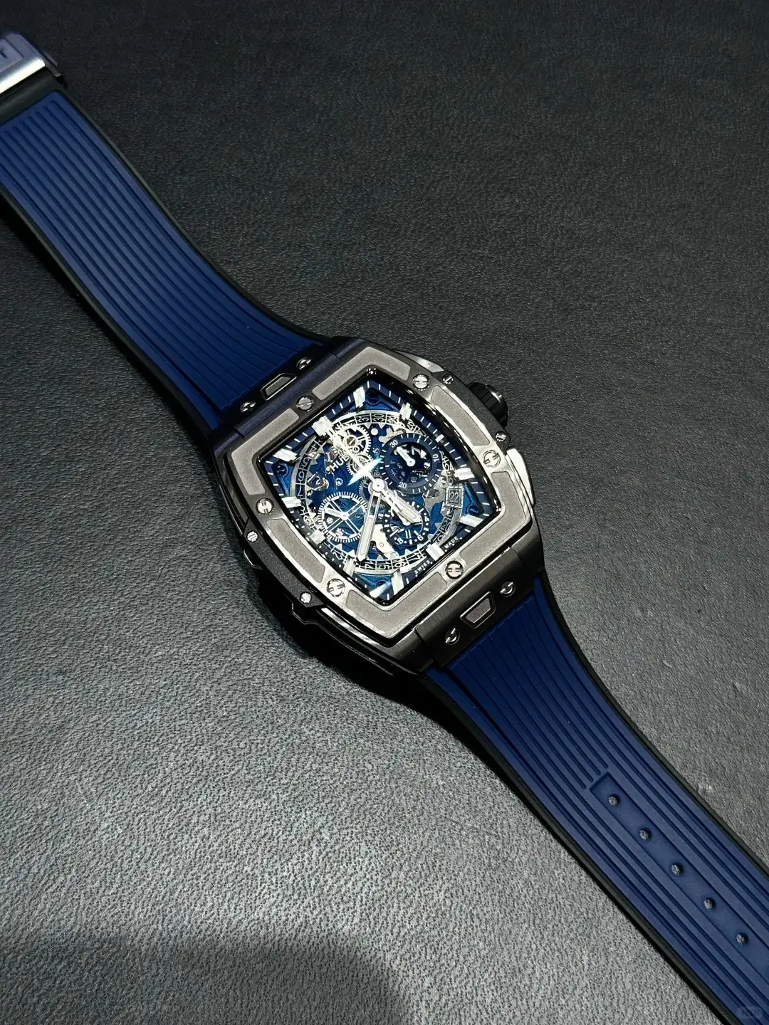 Hublot Spirit Of Big Bang Men Automatic Blue Rubber Watch 641.NX.7170.RX