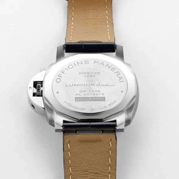 Panerai Luminor Due Men Automatic Blue Alligator Watch PAM00926