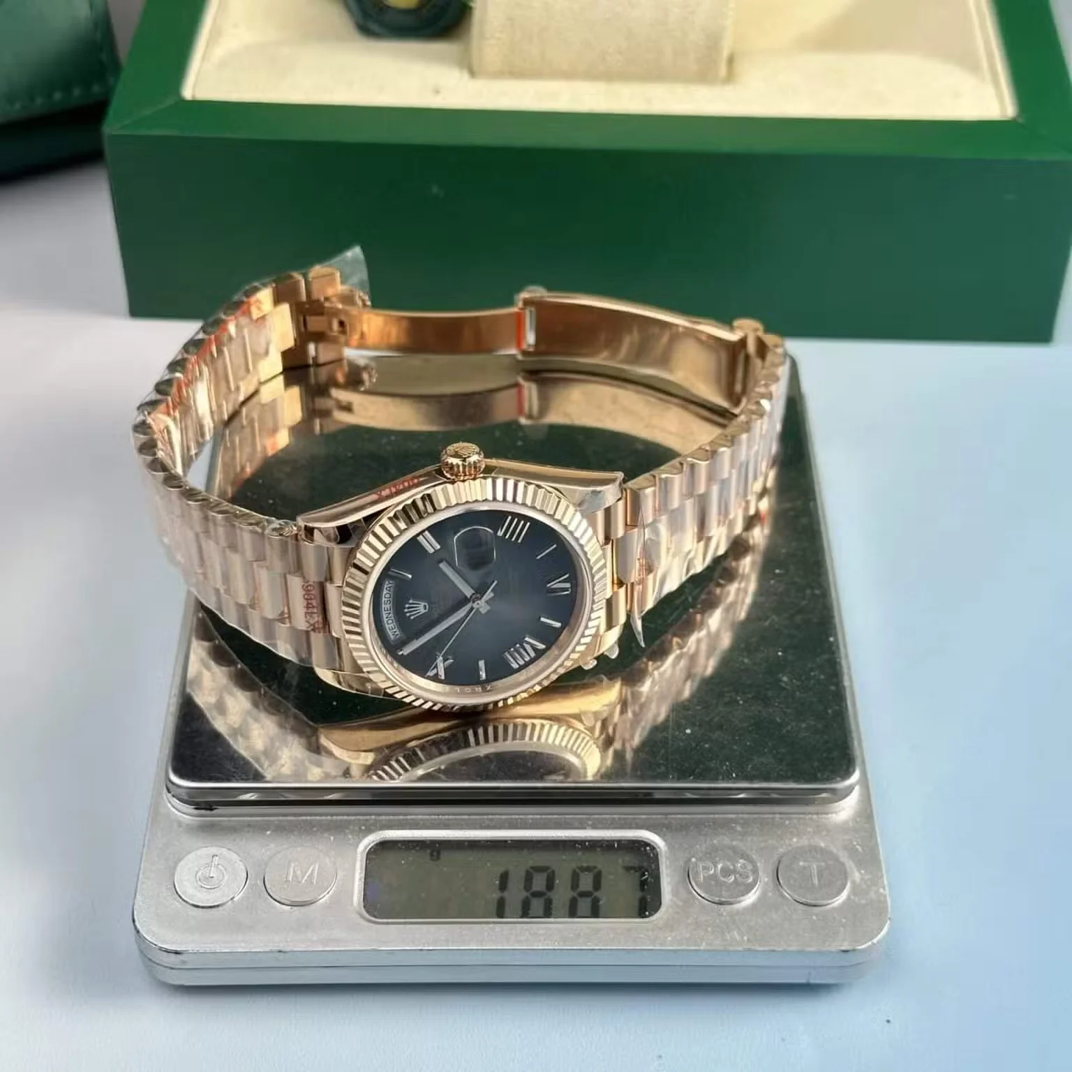 Superclone Rolex Day-Date 40 mm Slate Ombre Dial 228235