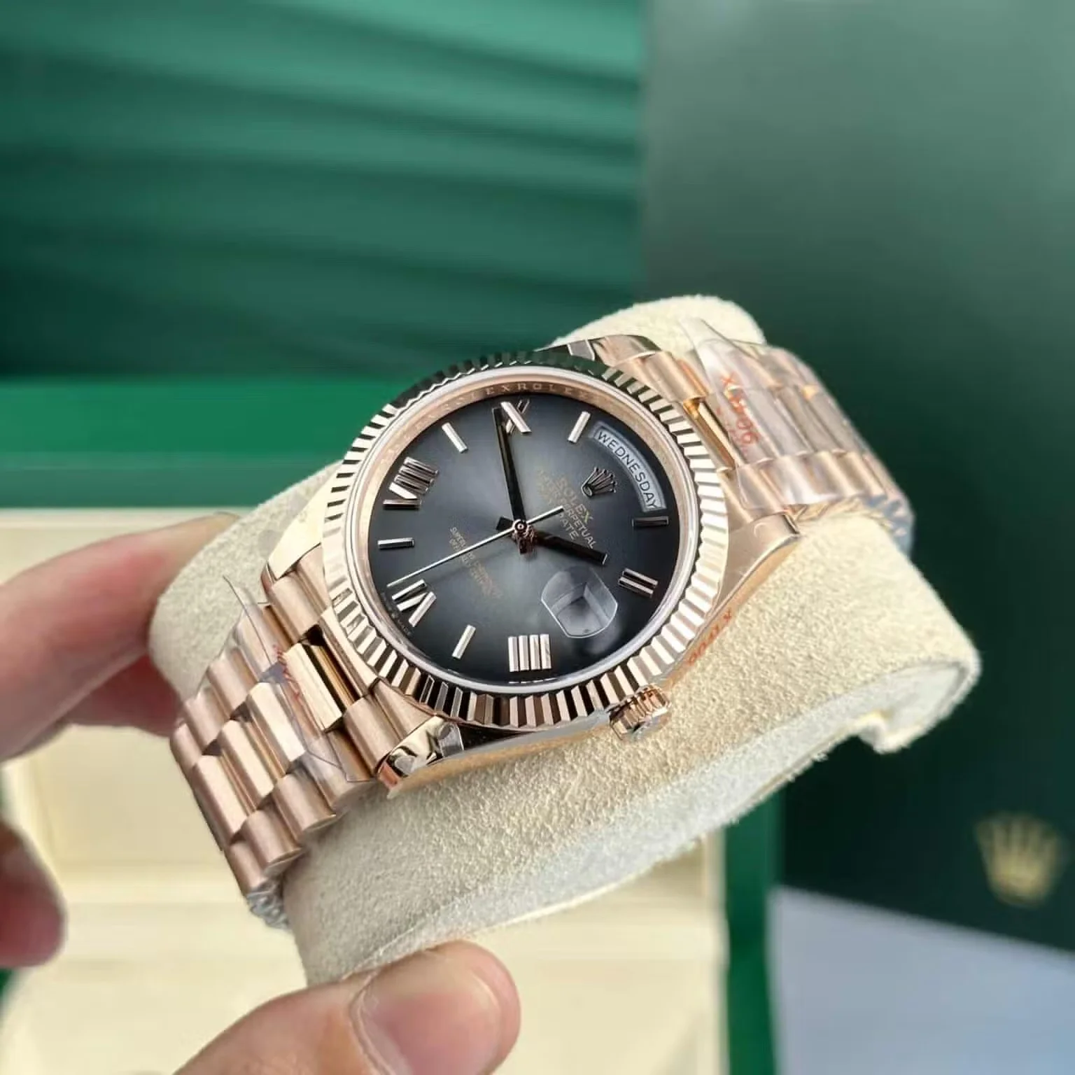 Superclone Rolex Day-Date 40 mm Slate Ombre Dial 228235