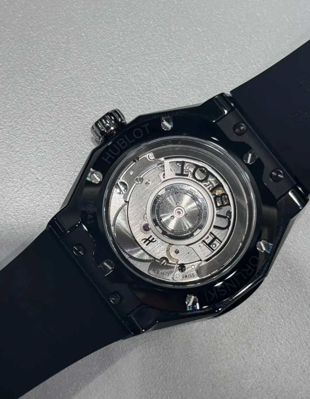 Hublot Classic Fusion Men Automatic Black Rubber Watch 550.CS.1800.RX.ORL21