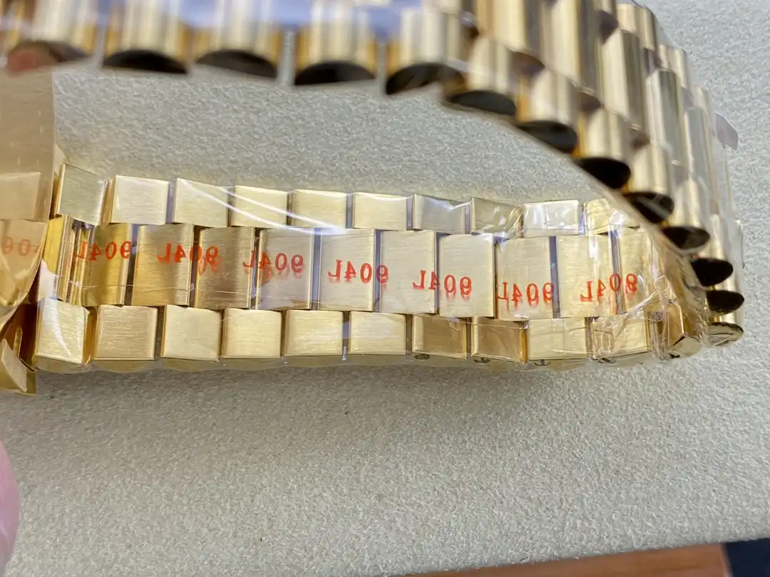 Superclone Rolex Day-Date II 40mm Champagne Dial 228238