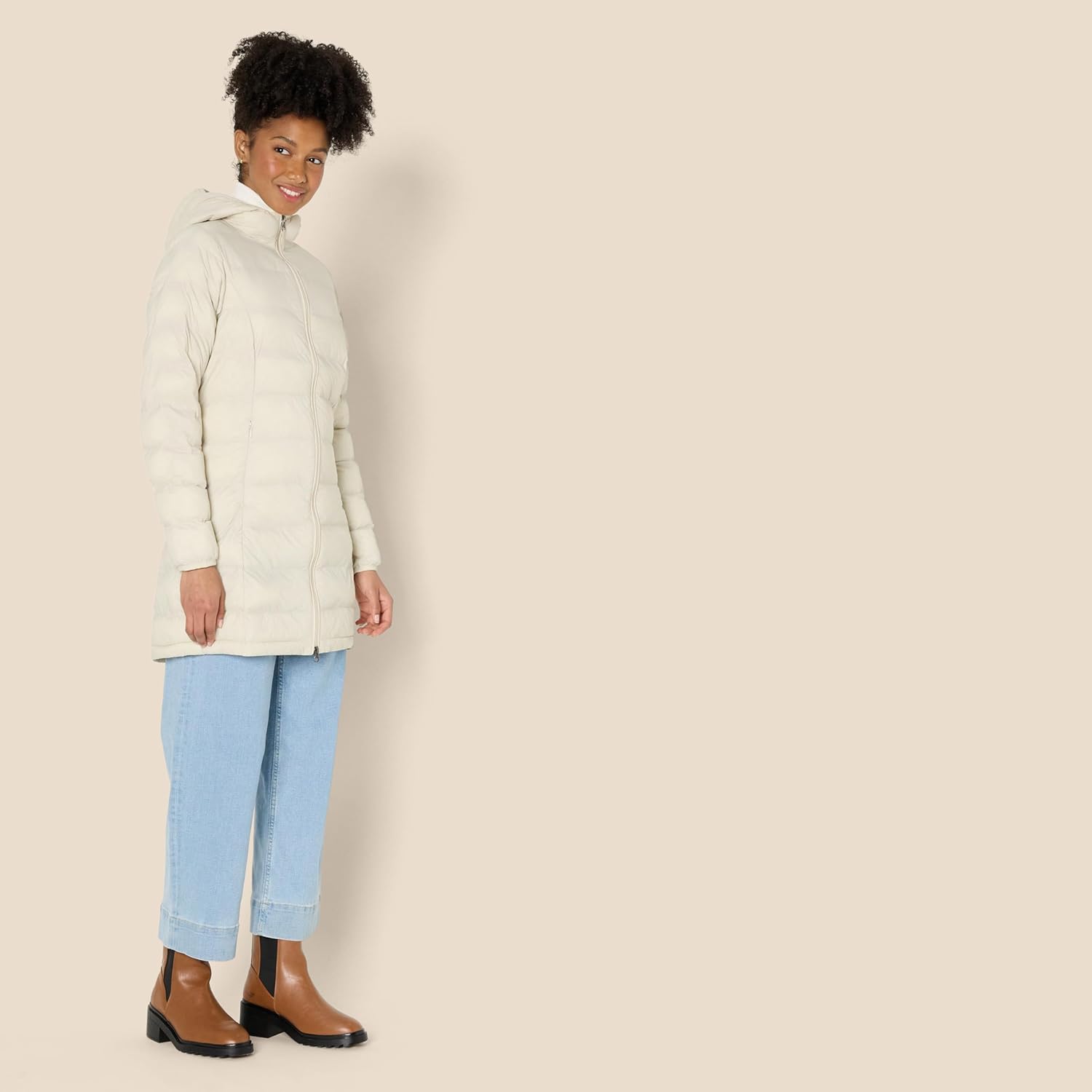 Essentials Women’s Lightweight Packable Hooded Puffer Coat – Water-Resistant, Plus Sizes Available