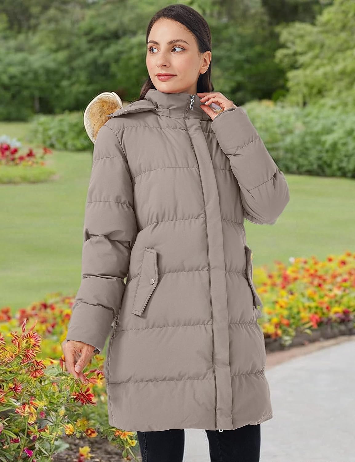WenVen Women's Thicker Winter Puffer Coat Warm Jacket with Removable Faux Fur Hood