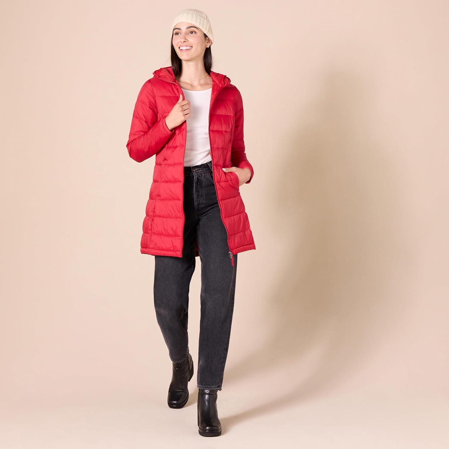 Essentials Women’s Lightweight Packable Hooded Puffer Coat – Water-Resistant, Plus Sizes Available