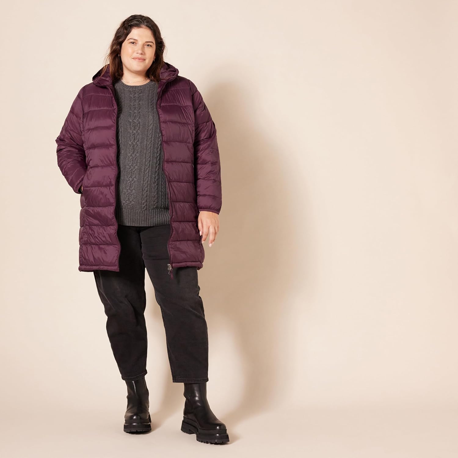 Essentials Women’s Lightweight Packable Hooded Puffer Coat – Water-Resistant, Plus Sizes Available