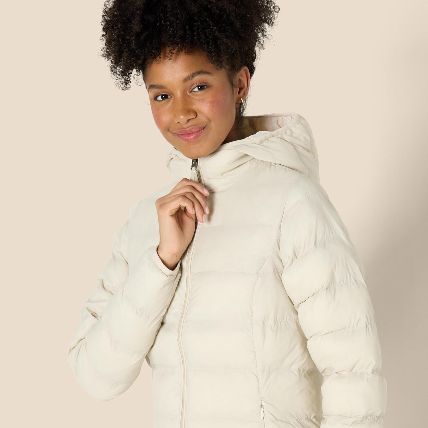 Essentials Women’s Lightweight Packable Hooded Puffer Coat – Water-Resistant, Plus Sizes Available