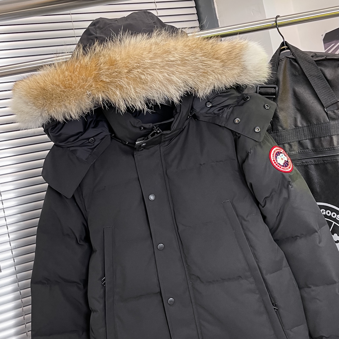 Wyndham Parka Black