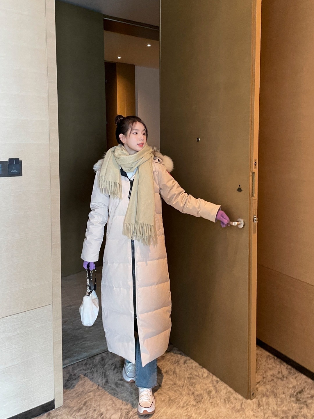 Mystique Parka Performance Satin Beige