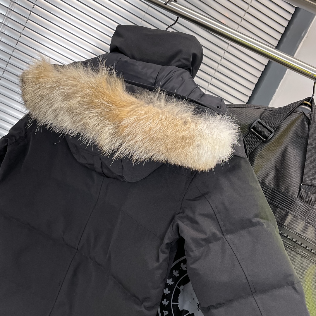 Wyndham Parka Black