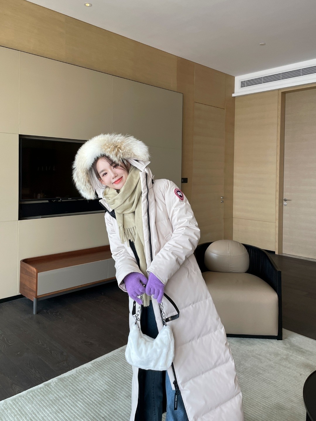 Mystique Parka Performance Satin Beige