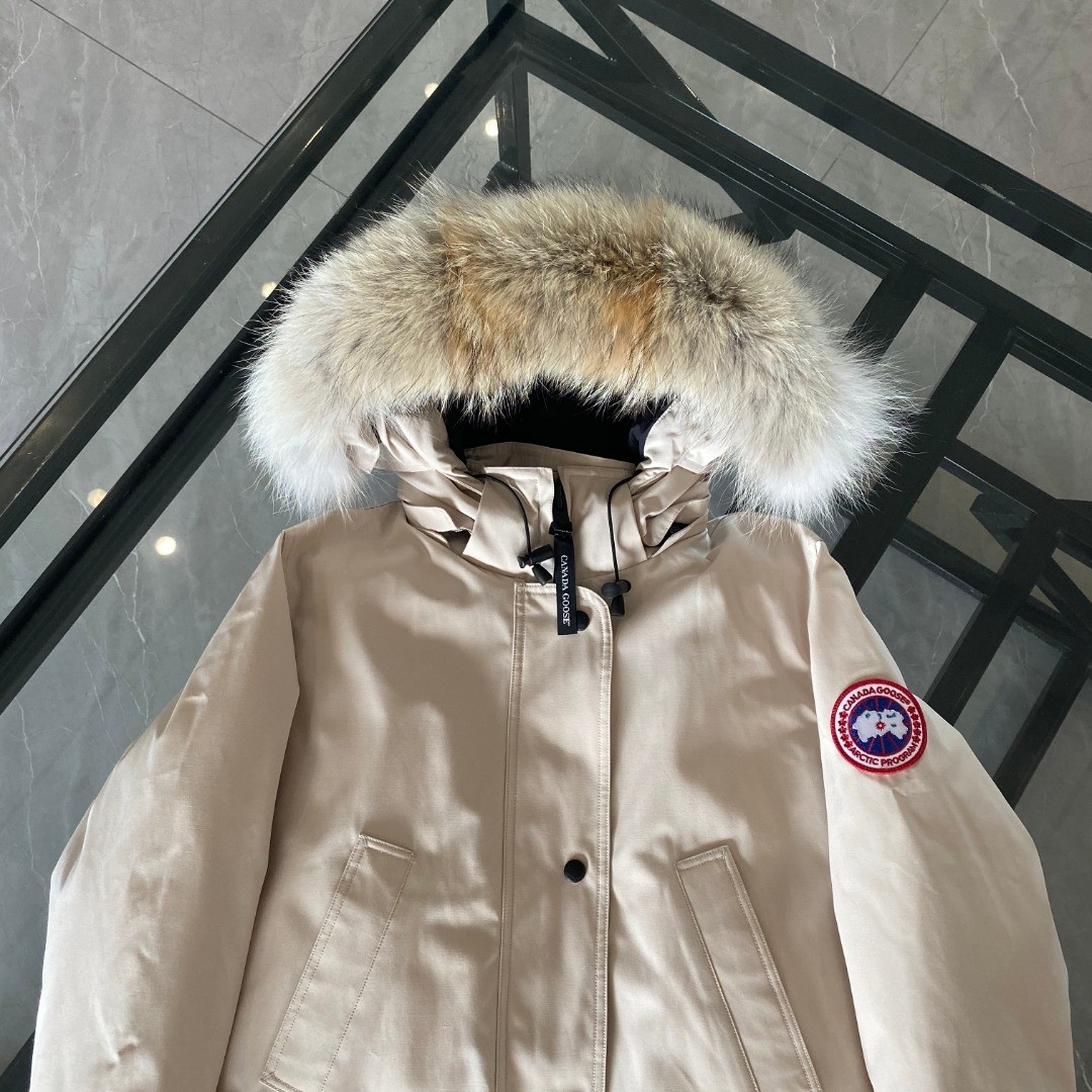 Trillium Parka Beige