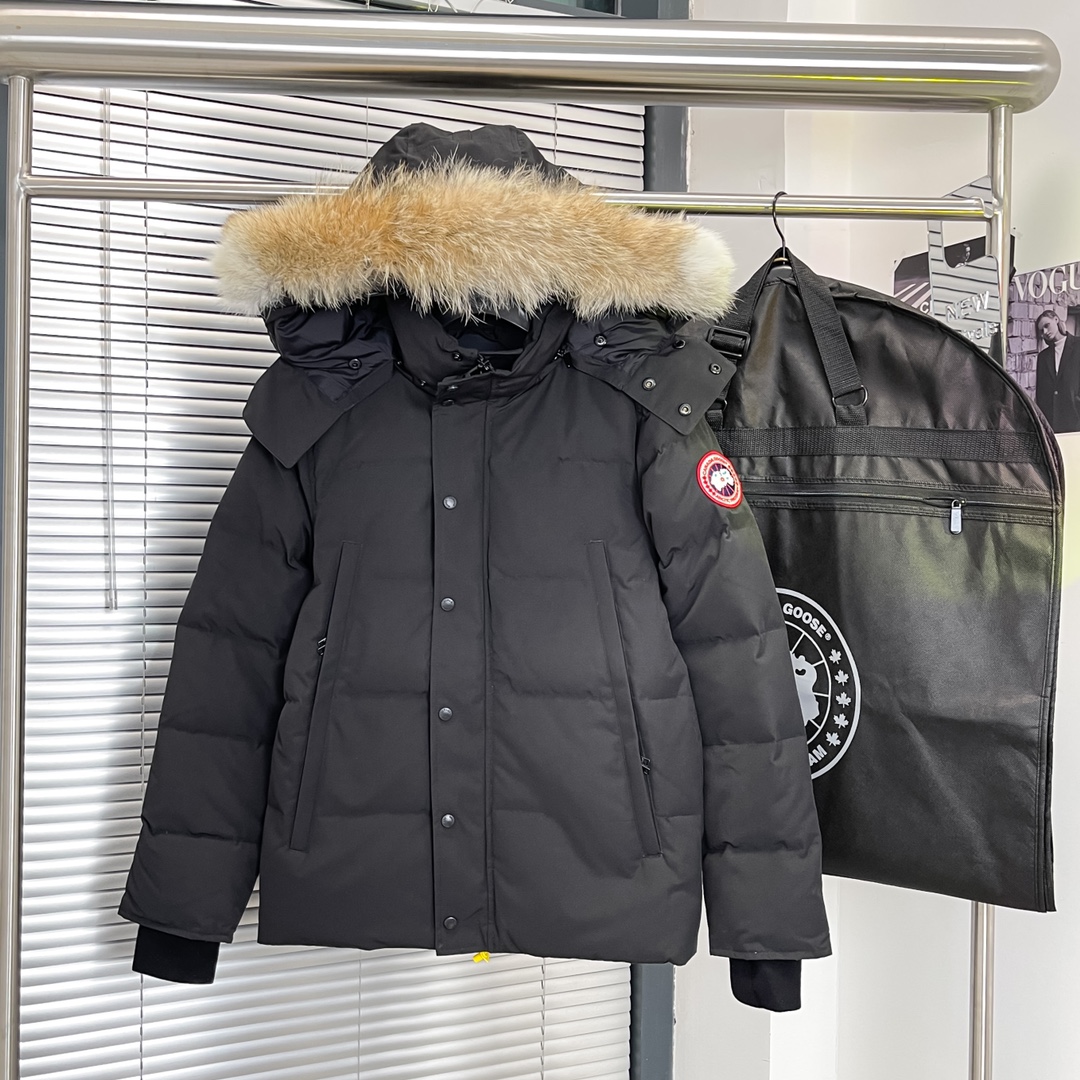 Wyndham Parka Black