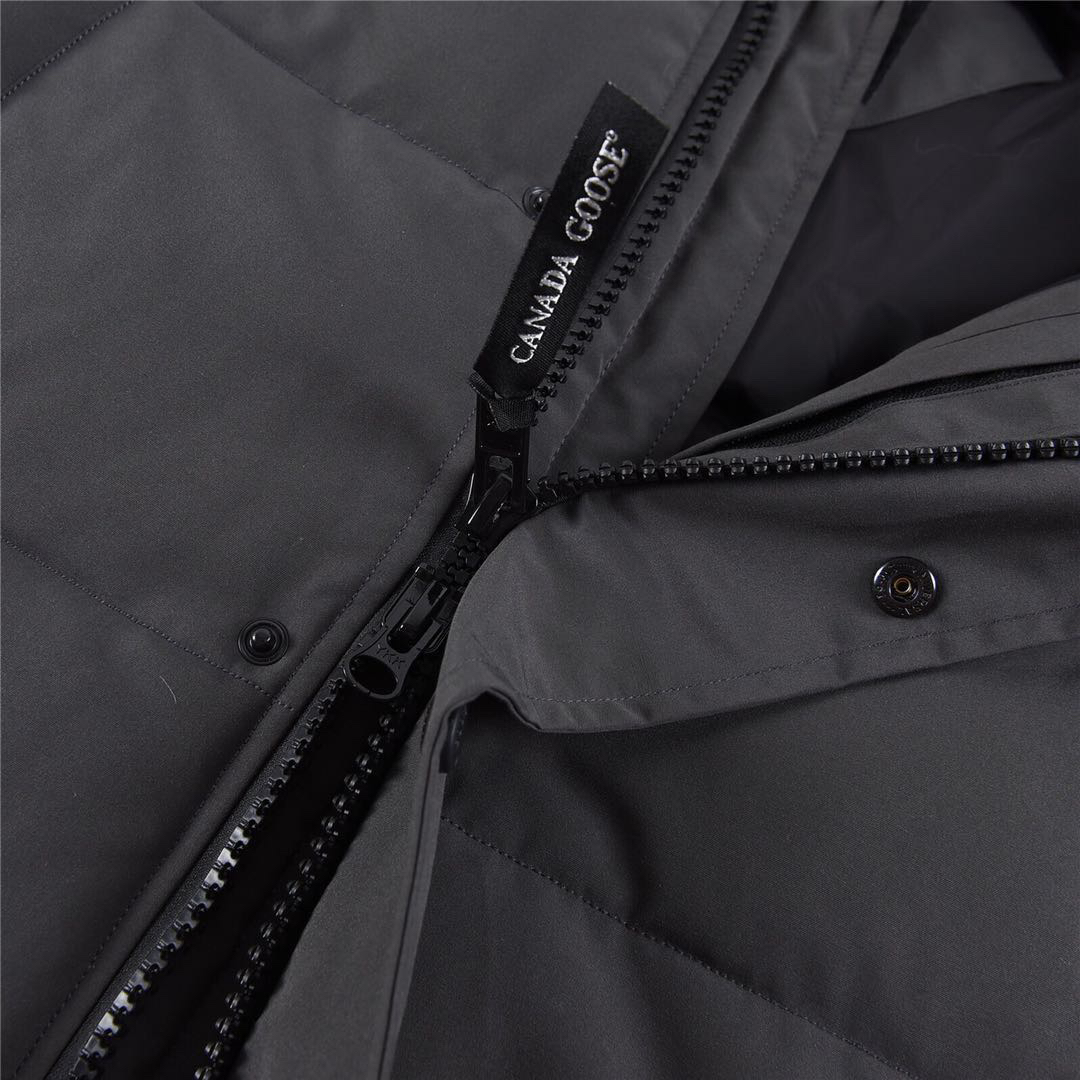 Wyndham Parka Black Label Gray