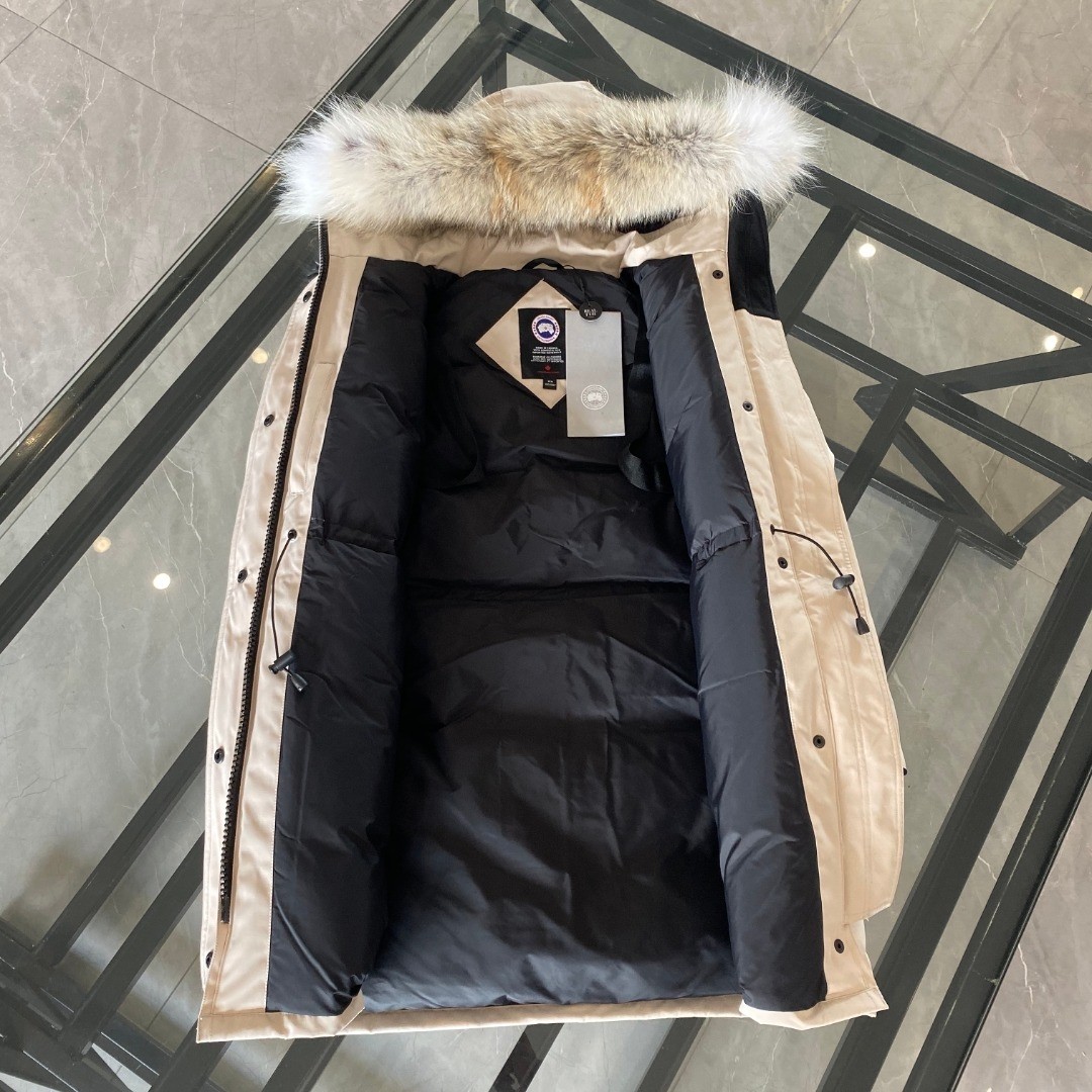 Trillium Parka Beige